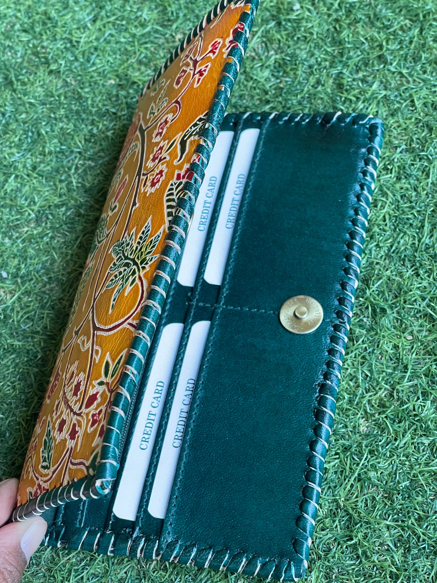 Leather hand crafted ladies wallet