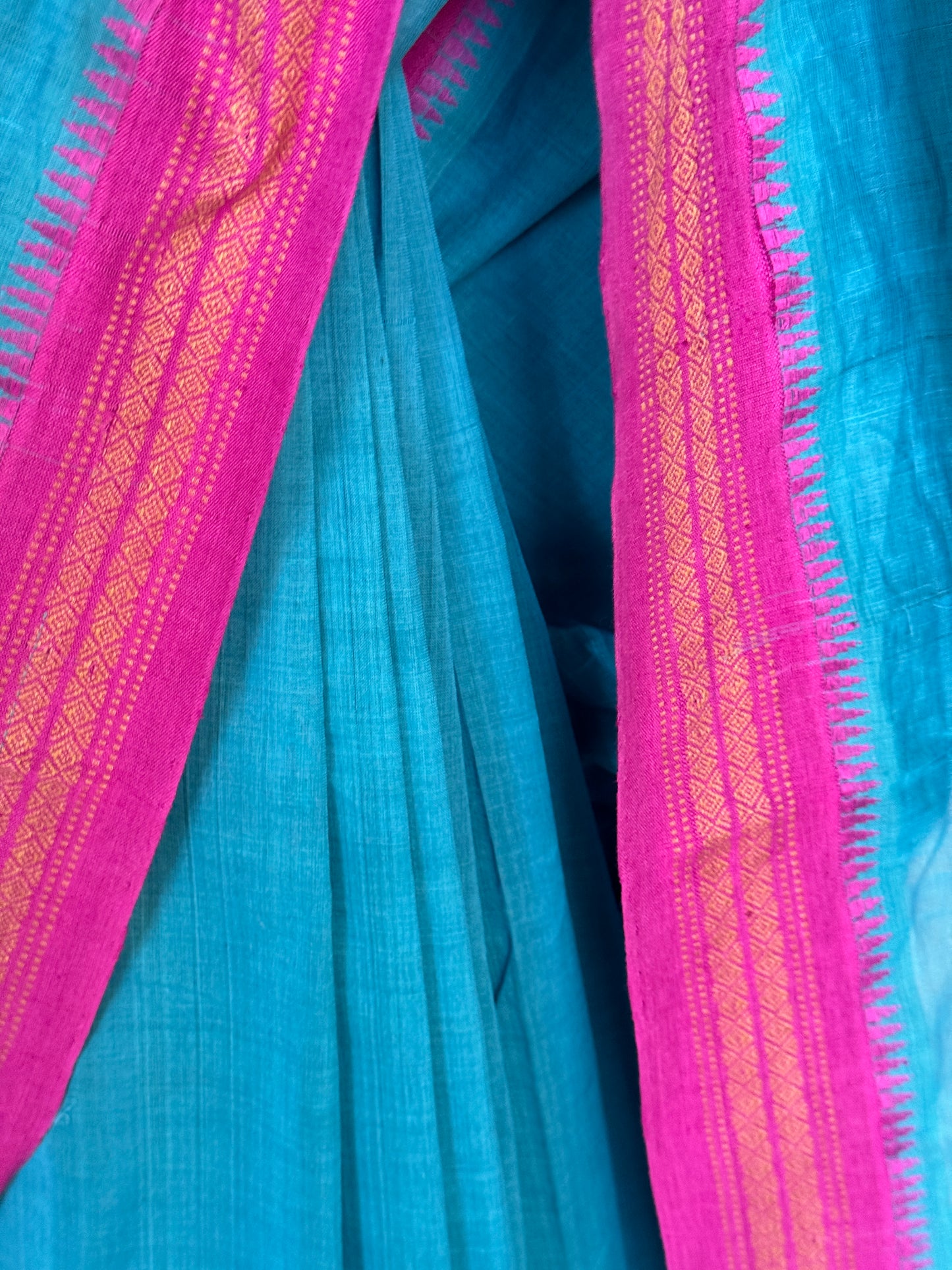 Blue pink handloom cotton saree with Kuppadam thread border