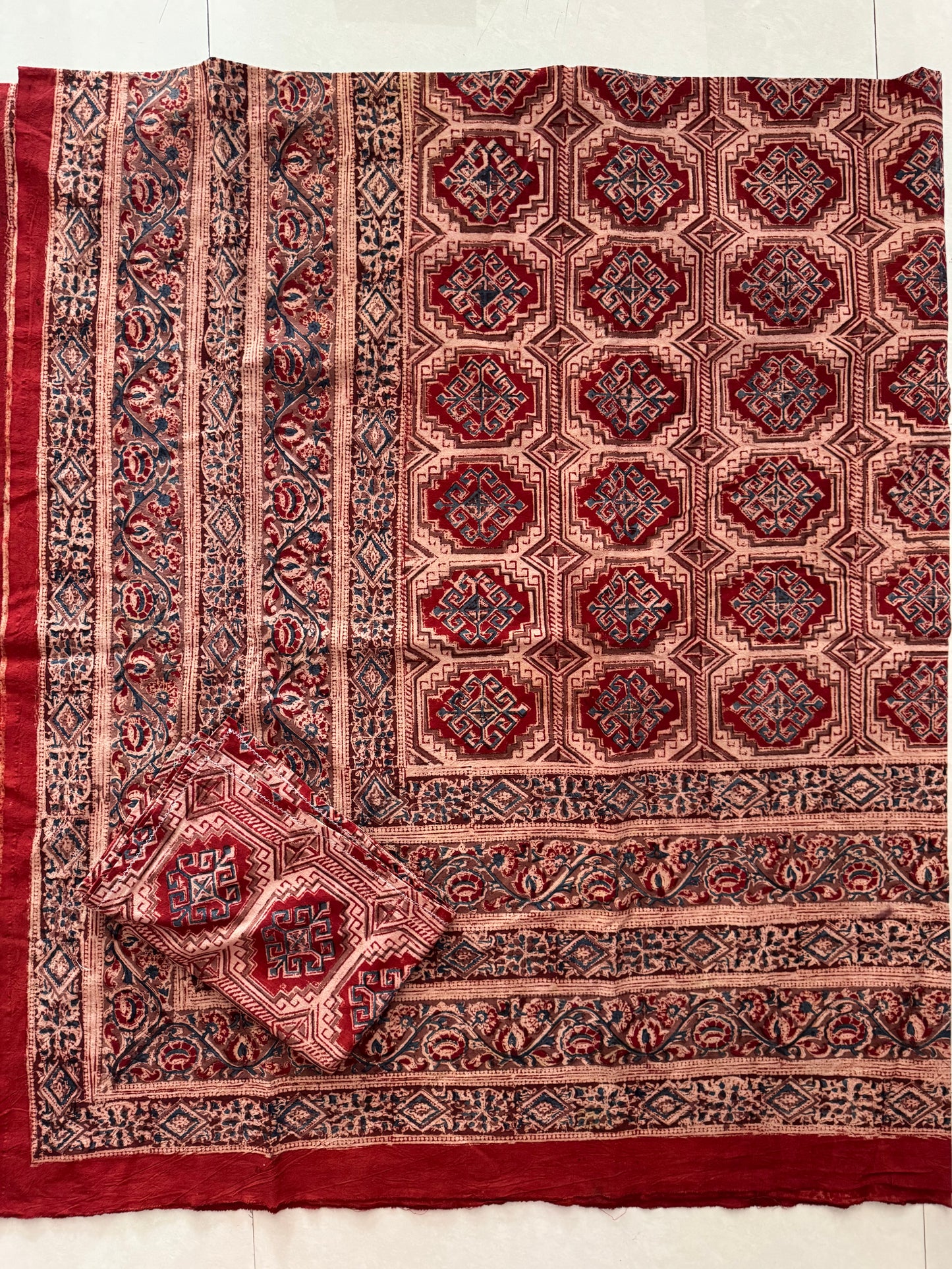 King size Kalamkari hand block printed cotton bedsheet with 2 pillow cases