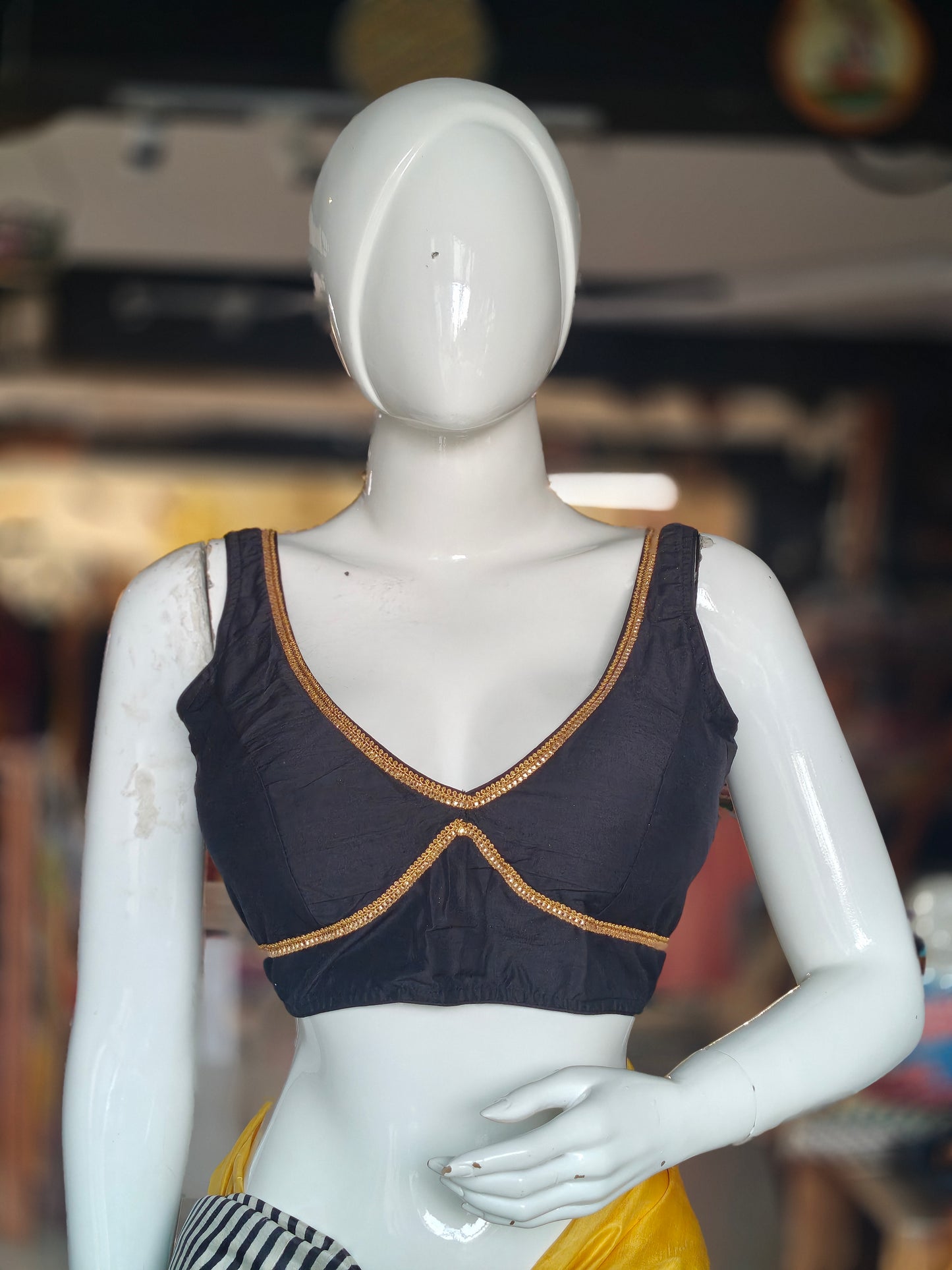 Raw silk back open sleeveless padded blouse with lace detailing