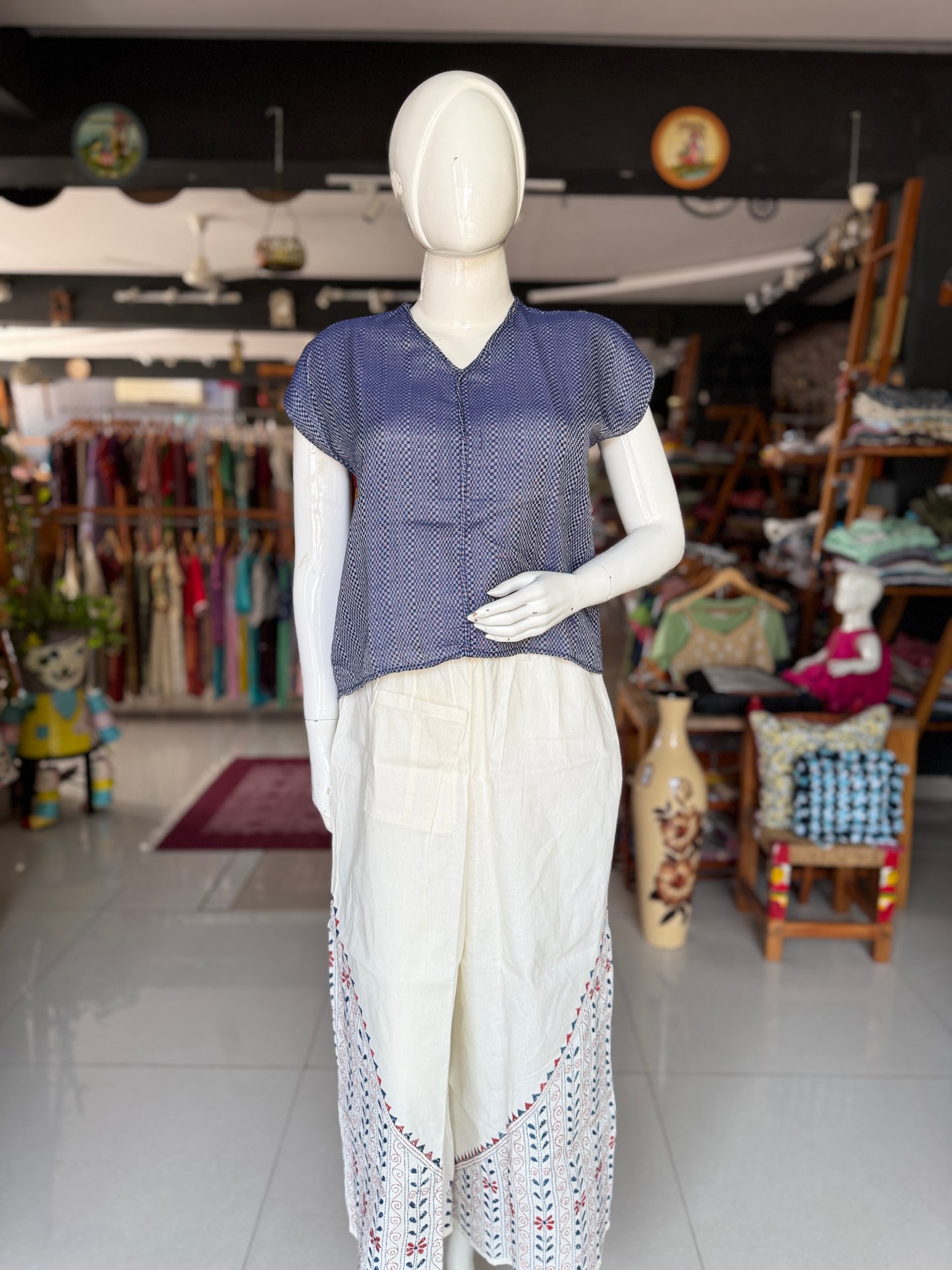 Kantha hand embroidered cotton poplin free size plazo with front pocket