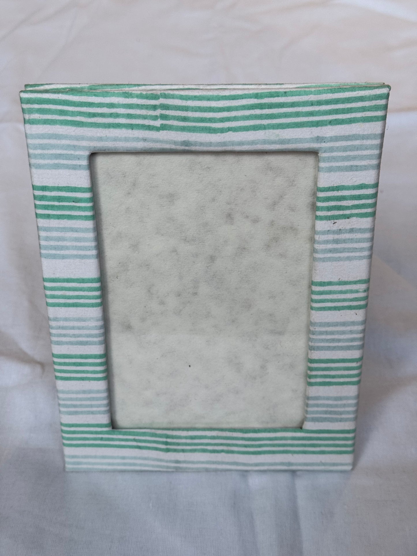 Light weight photo frames 6 x 8 inches size with hand block printed frame