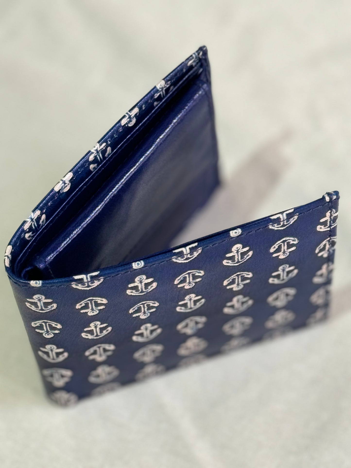 Mens foldable Leather hand crafted wallet