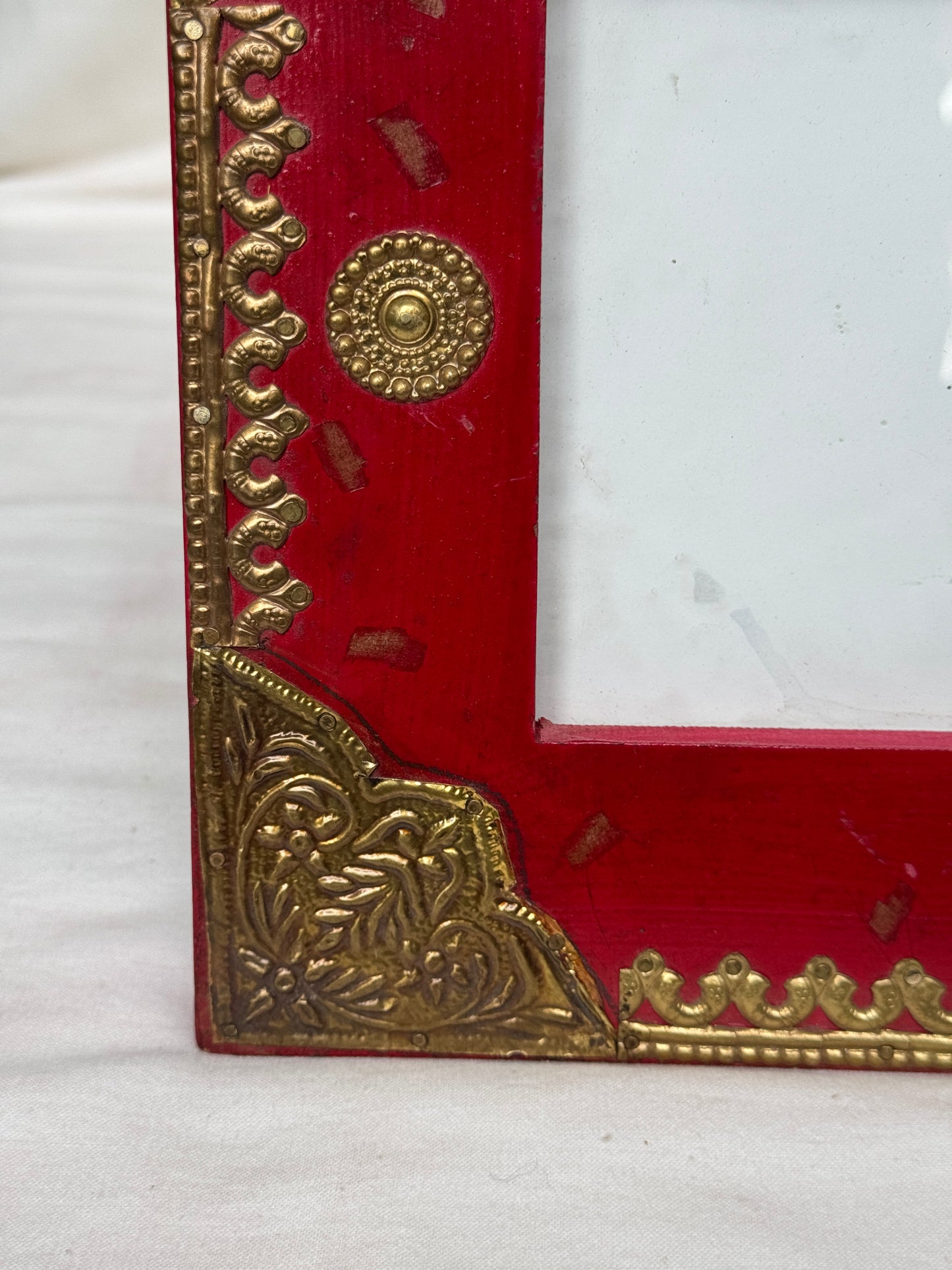 Vintage look hand painted Wooden photo frame with brass borders