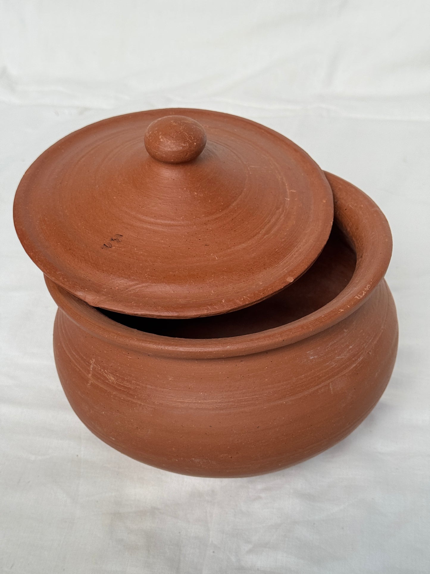 Clay cooking pots - different sizes available