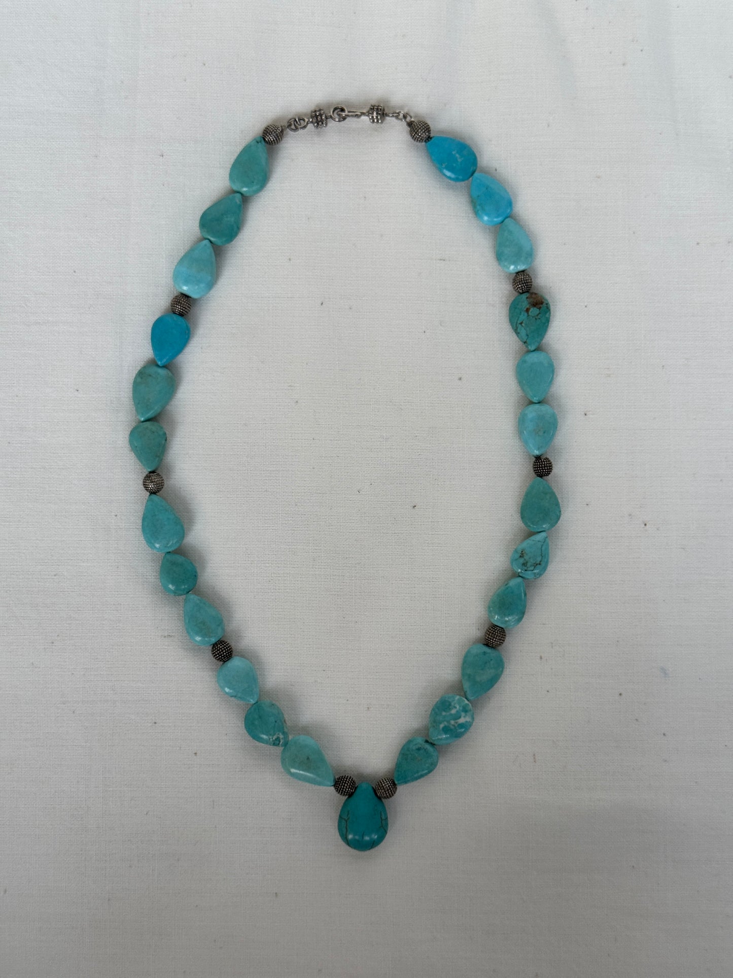 Turquoise natural stones neckpiece and earrings set