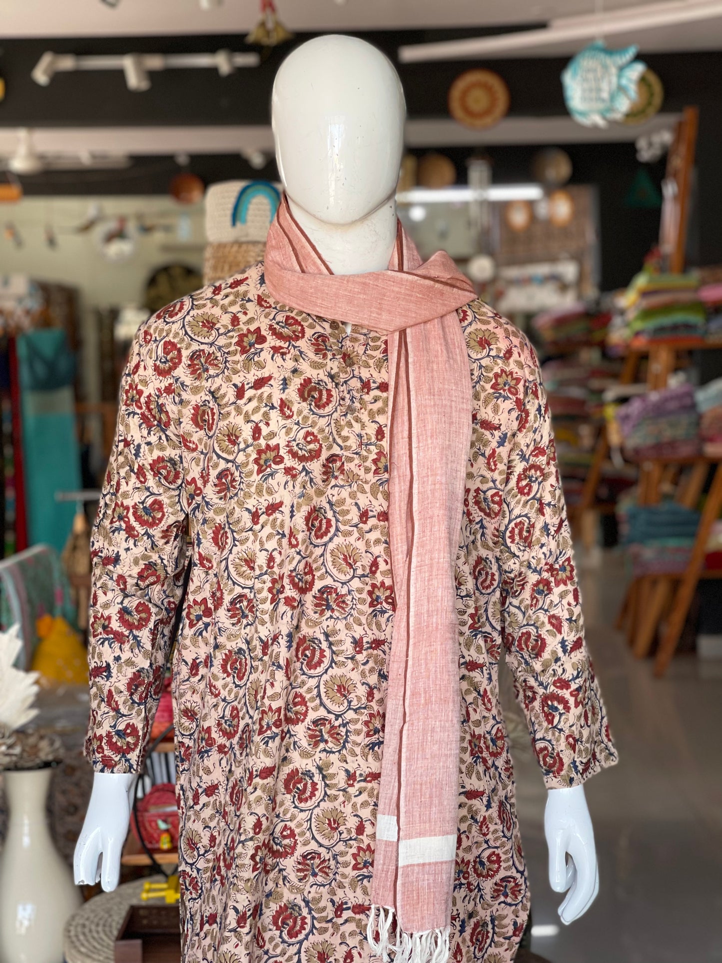 Mauve hand spun,hand woven, natural dyed cotton unisex stole