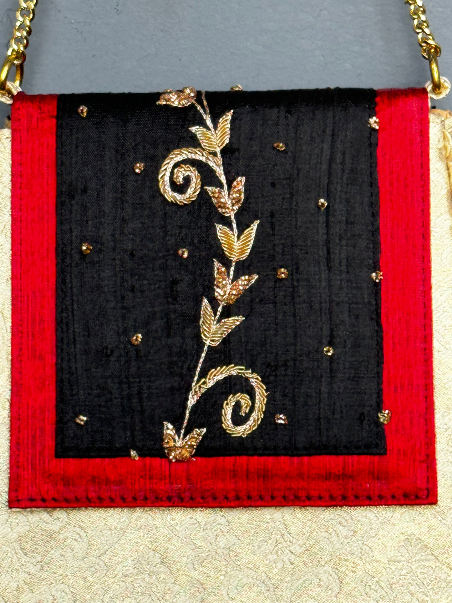 Silk embroidered party bag with chain