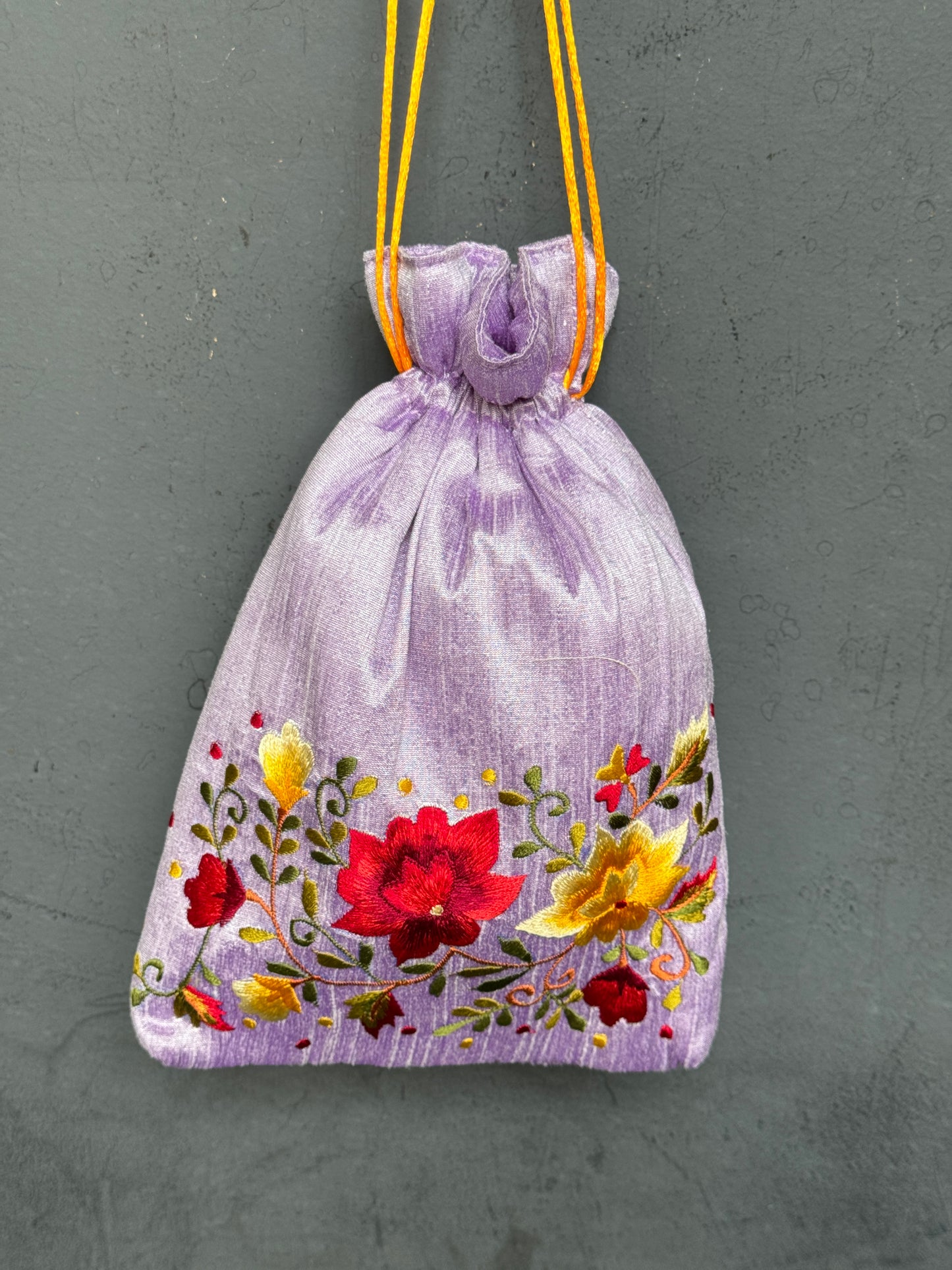 Art silk 9x7 inches potli with machine embroidery