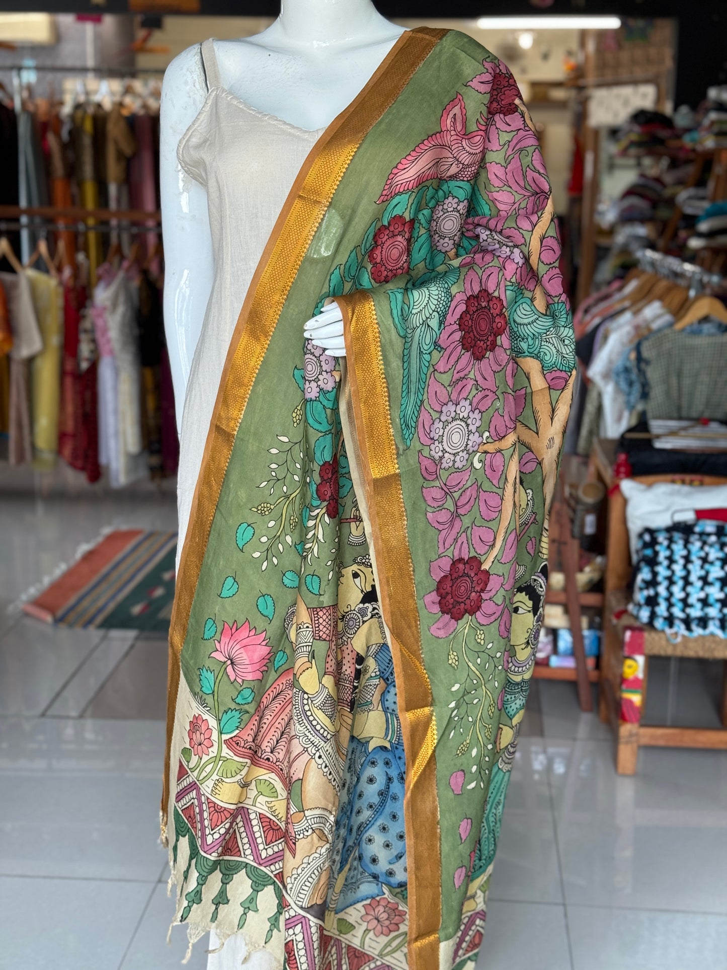 Bangalore Silk hand painted floral pen Kalamkari dupatta