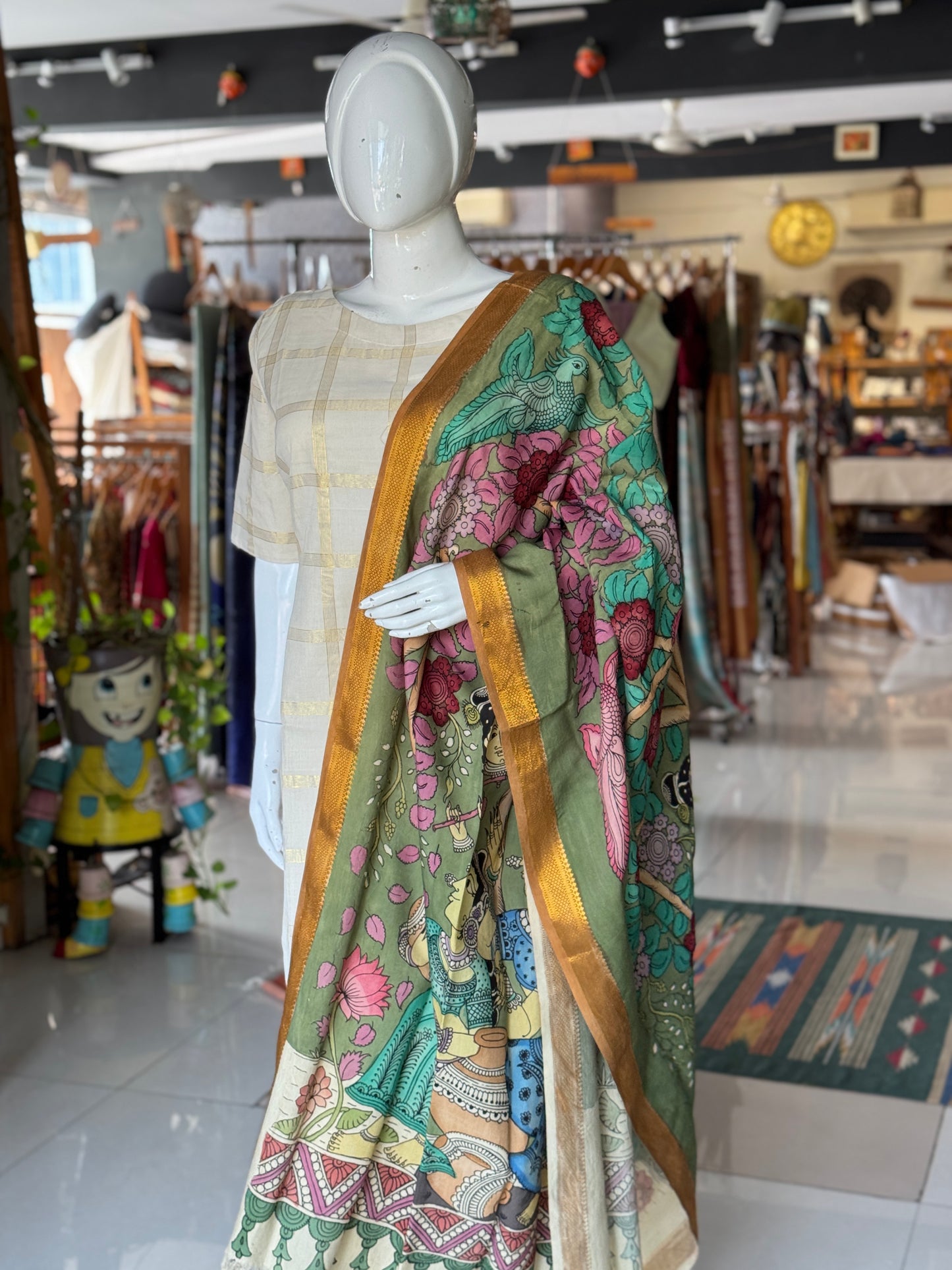 Bangalore Silk hand painted floral pen Kalamkari dupatta