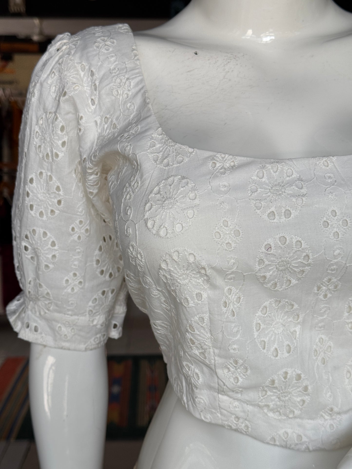 White hakoba cotton blouse with wide neck and puff sleeves