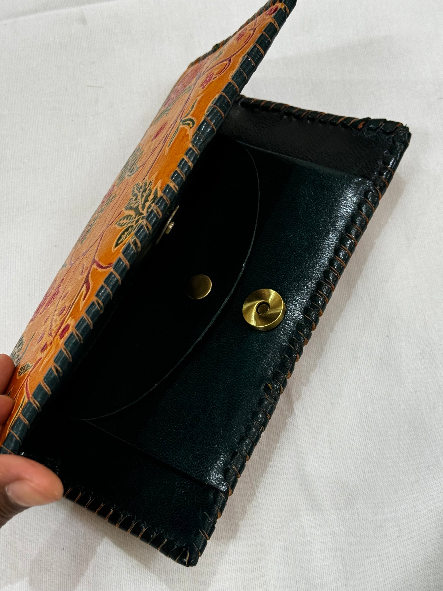 Leather hand crafted ladies wallet
