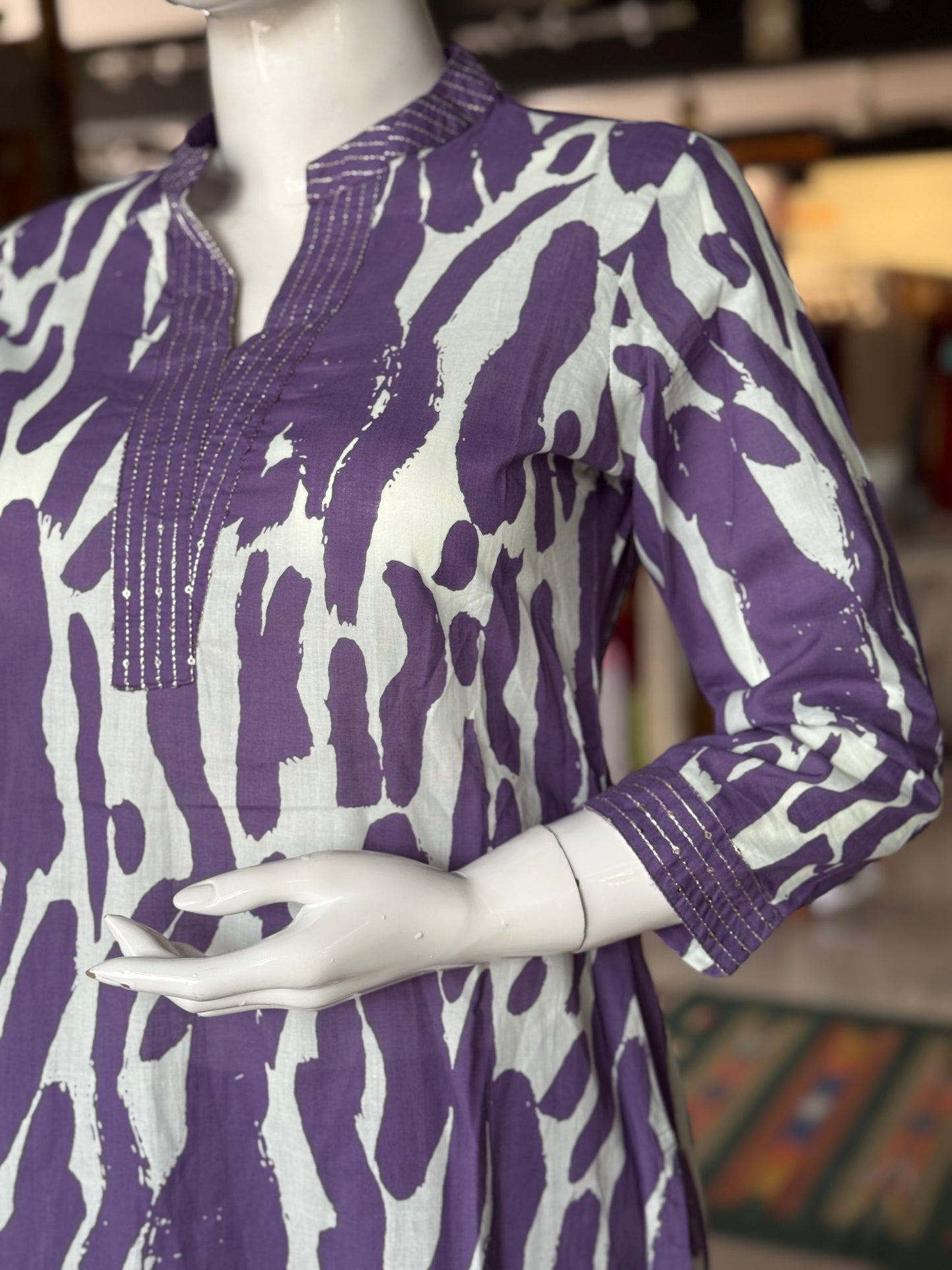 Lavender n white cotton straight cut cotton Kurti and pants - 2 piece set, sequins detailing