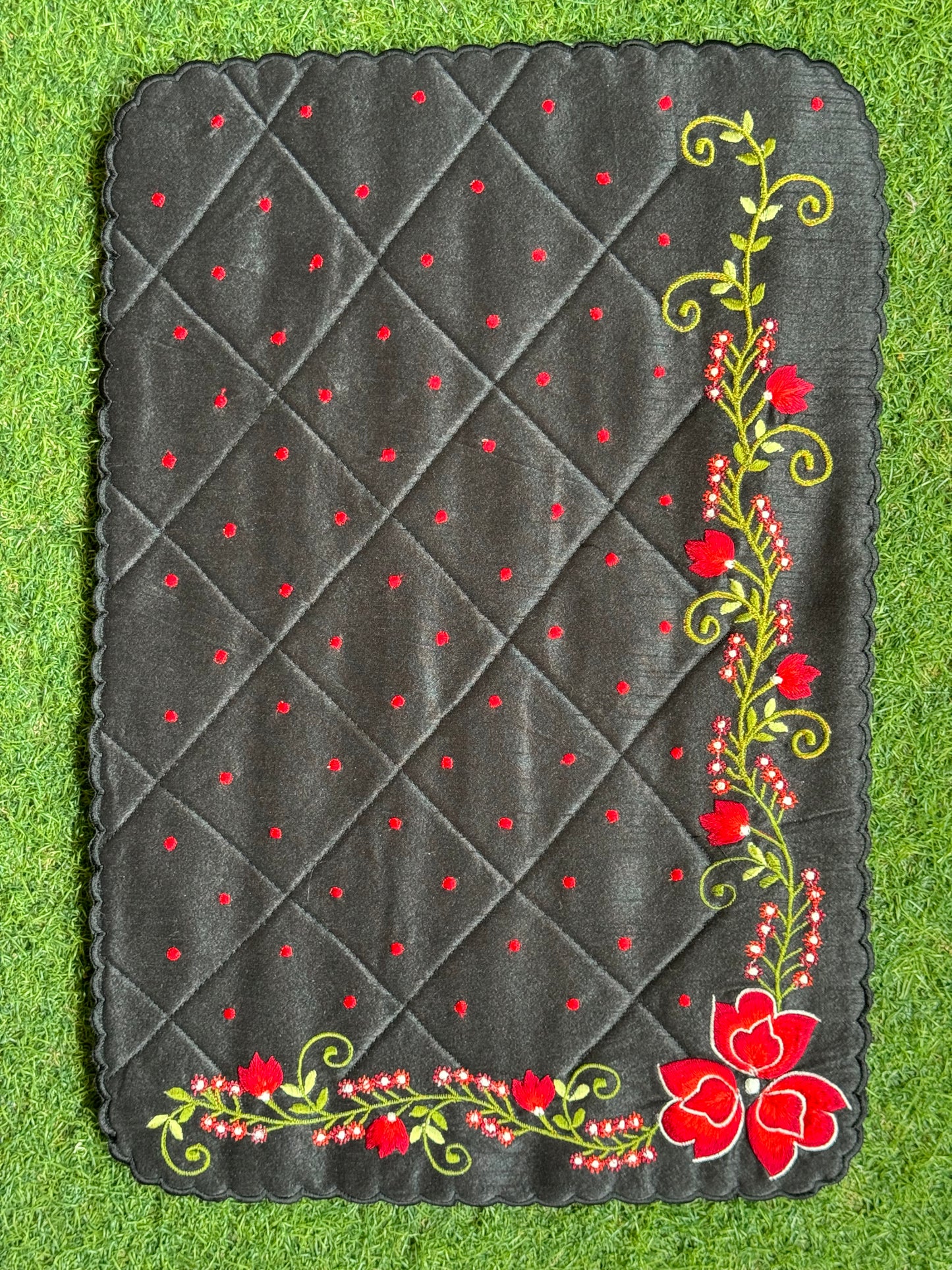 Black embroidered table runner and 6 placemats set with scallop edges