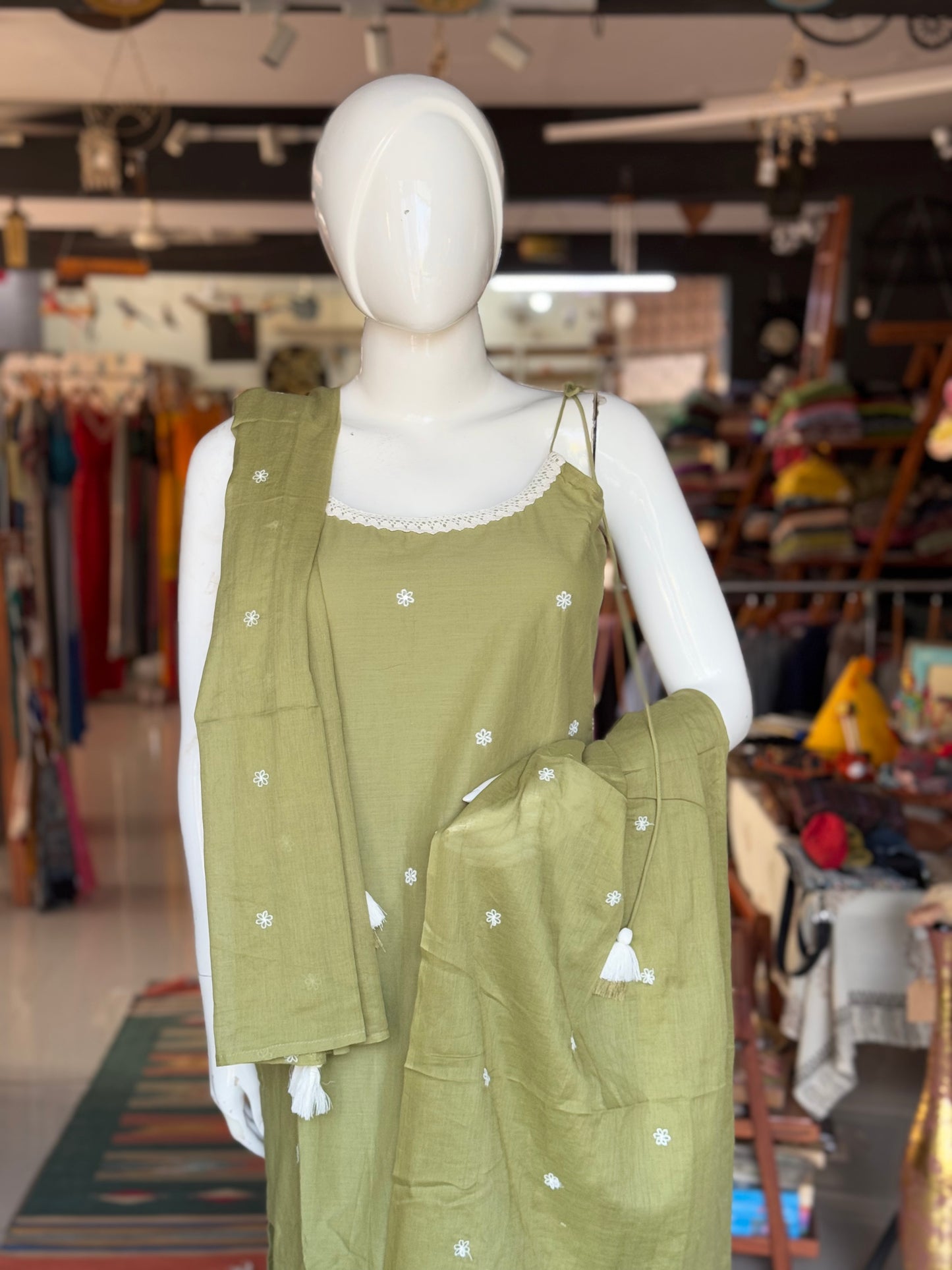 Green cotton embroidered 3 piece suit set with tie up noodle straps