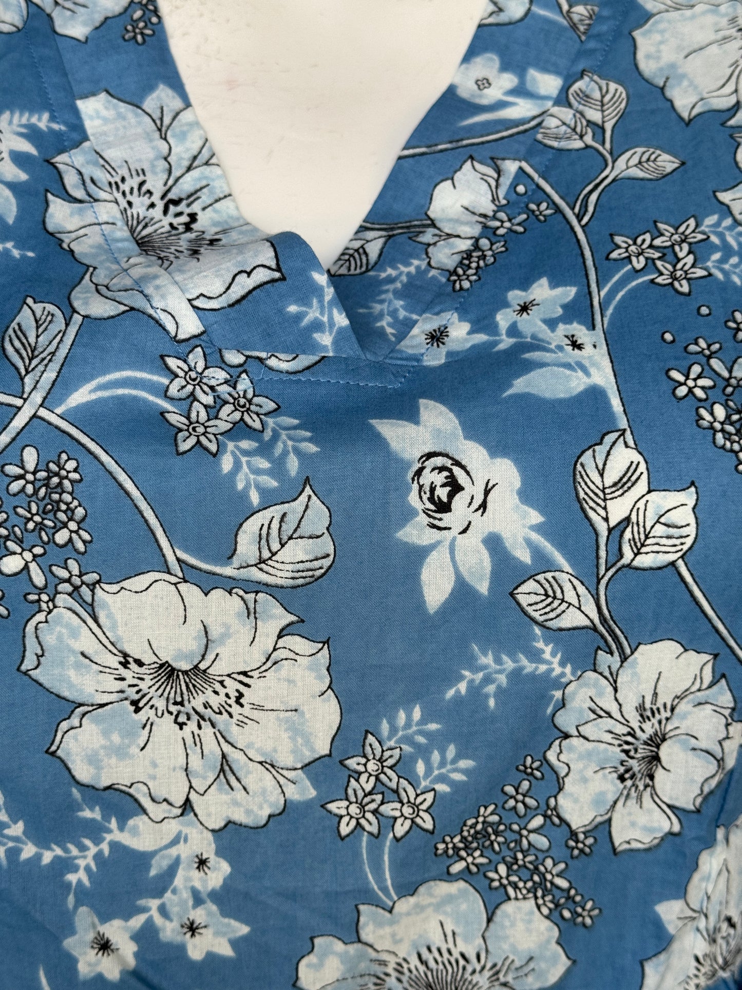 Short printed tiered V neck cotton dress with elastic sleeves