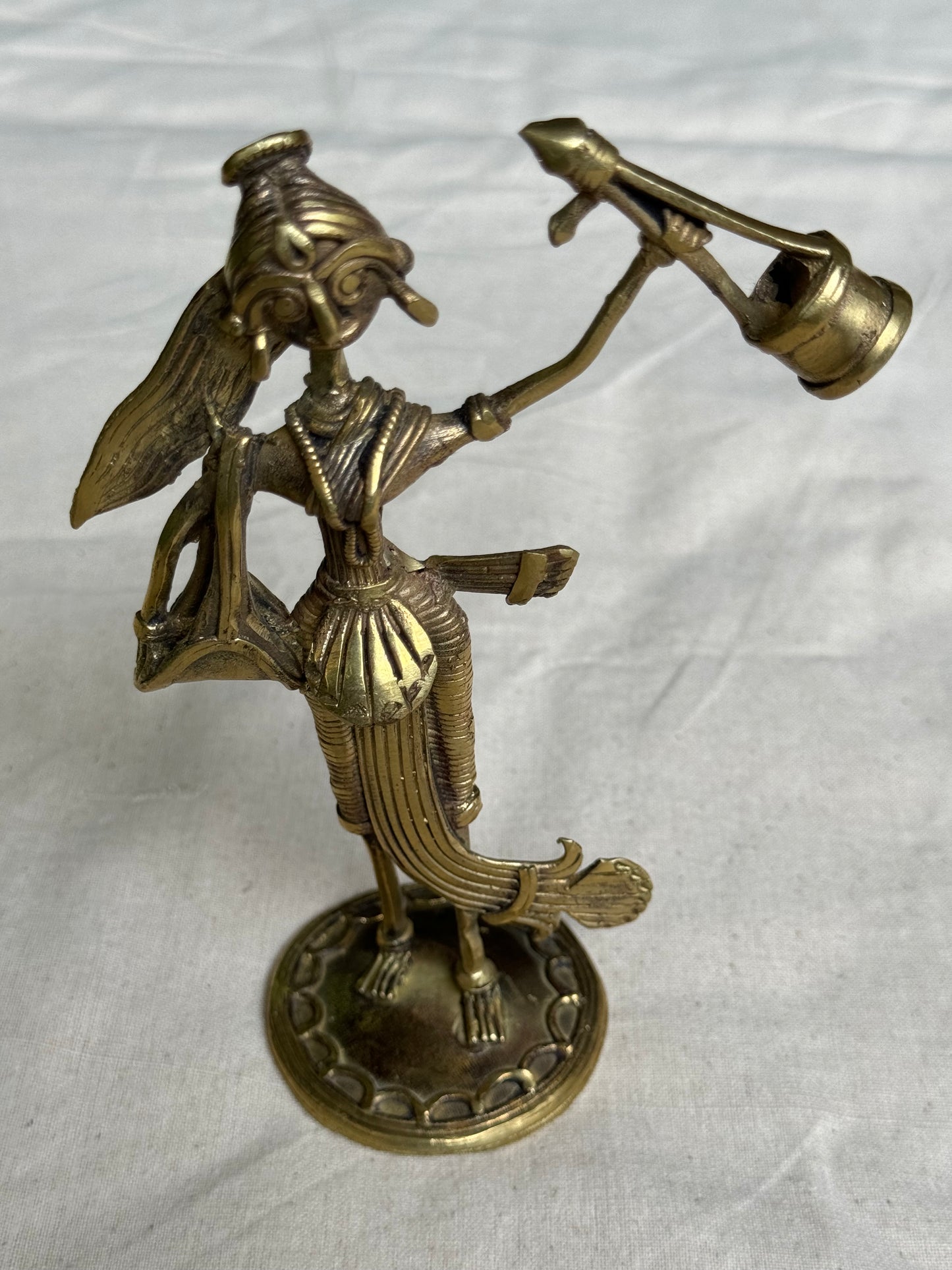 Baul singer in brass - beautiful dokra hand crafted decor