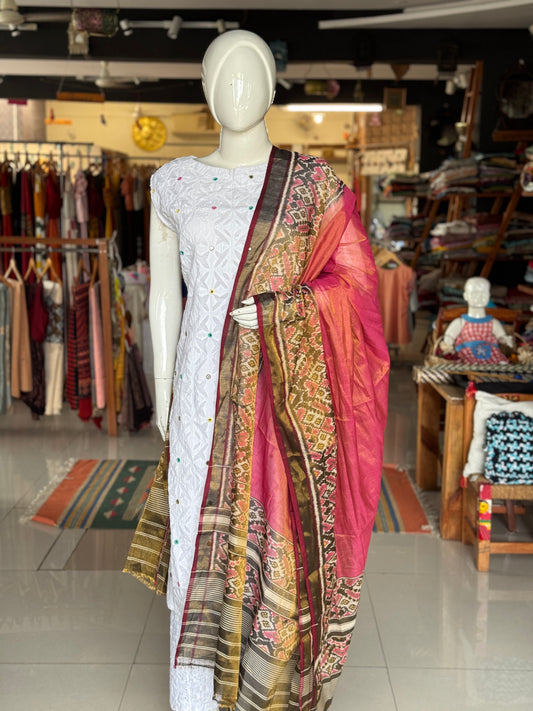Pink Zari tissue cotton handwoven ikat patola dupatta