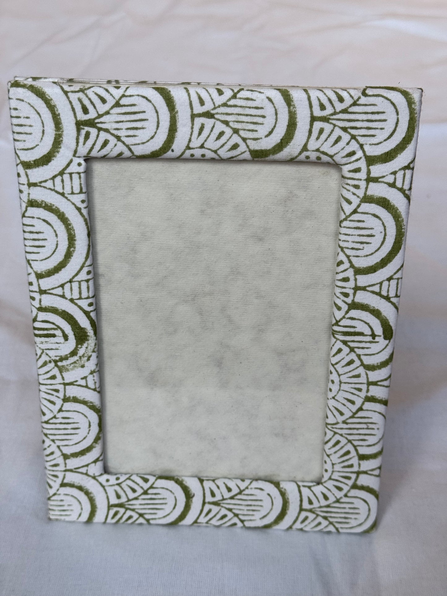 Light weight photo frames 6 x 8 inches size with hand block printed frame