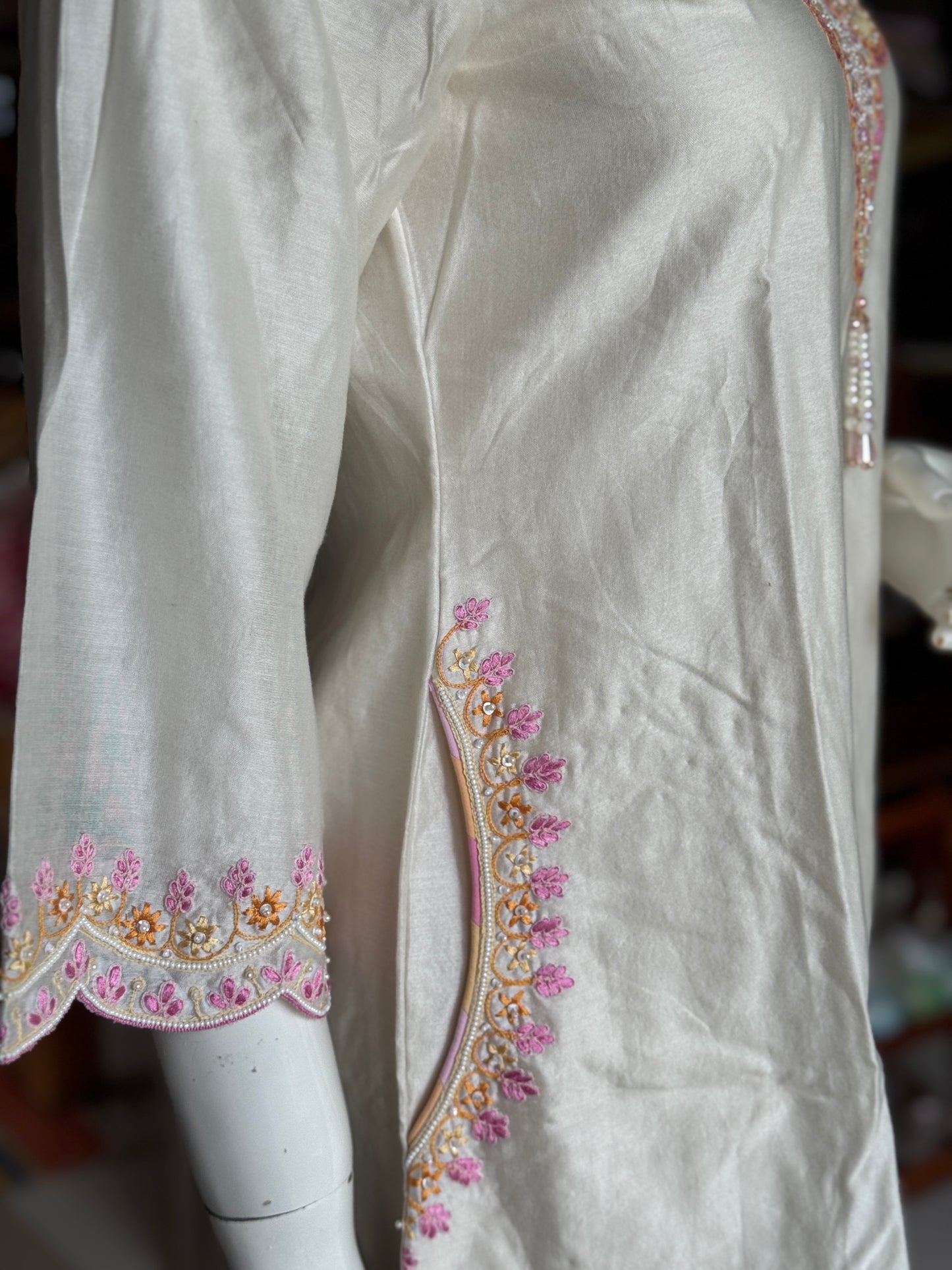 Off white silk cotton embroidered kurta, tulip pants and organza dupatta - 3 piece set