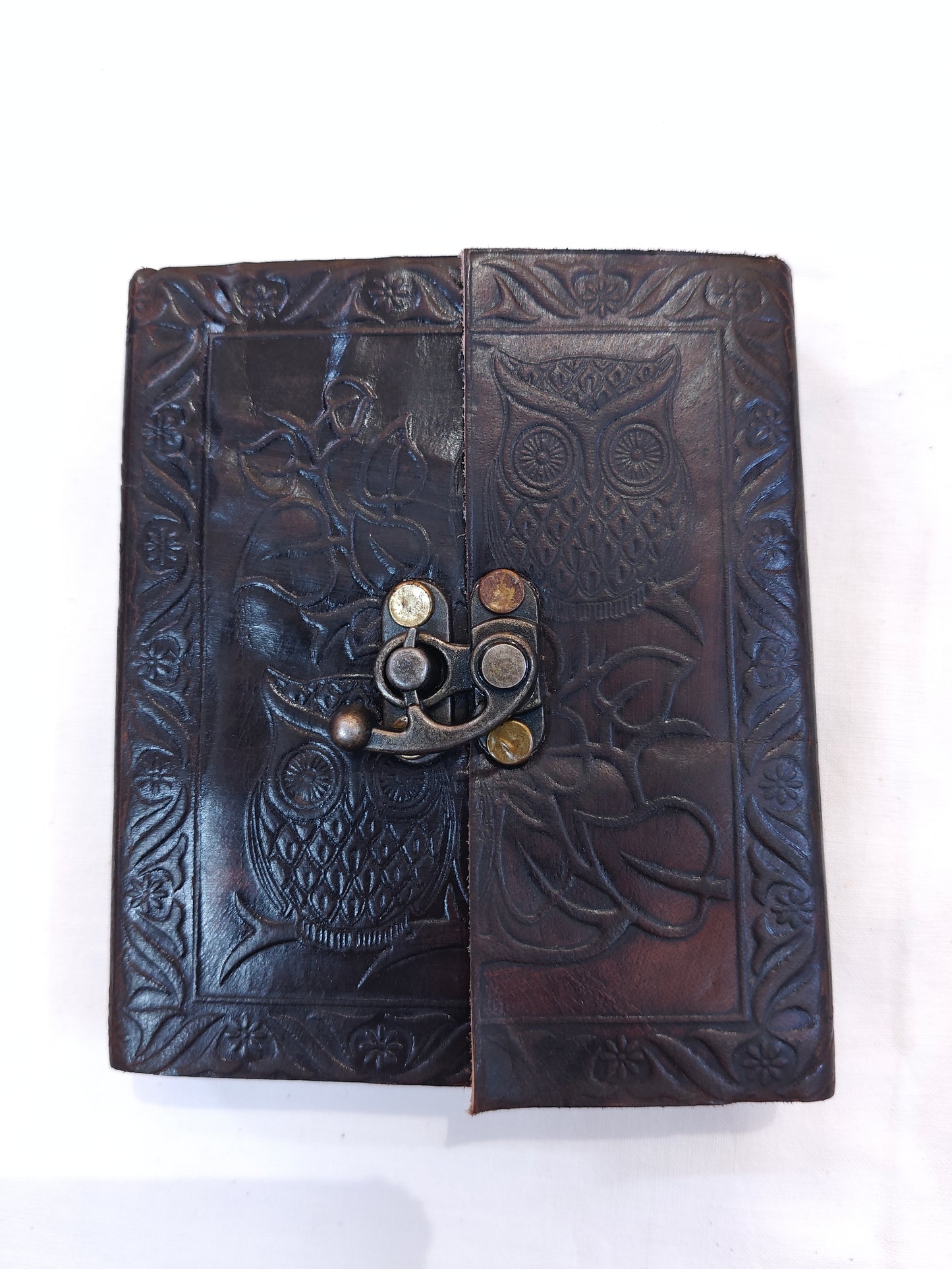 Leather embossed handcrafted notebook with thick handmade papers