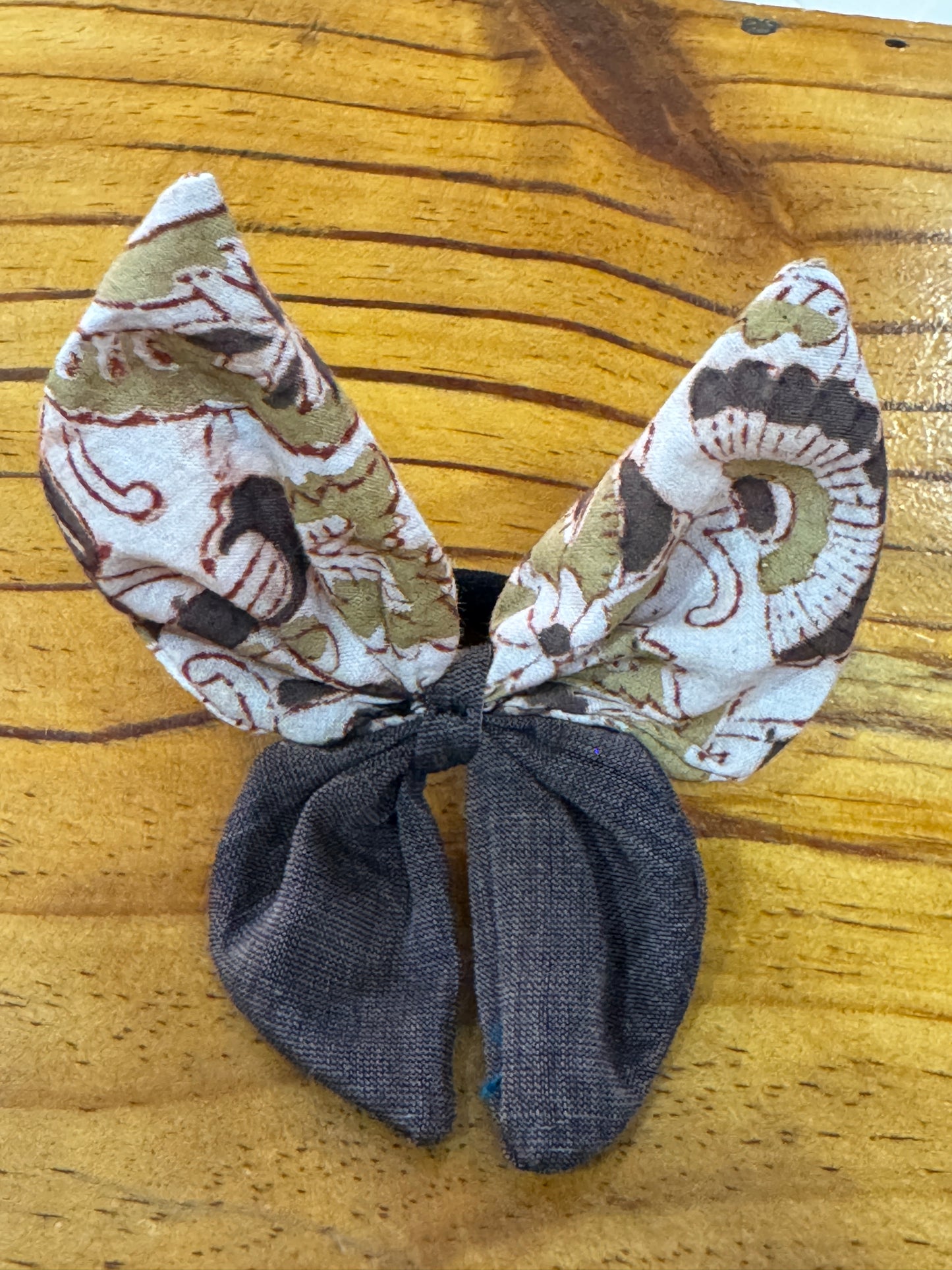 Hand crafted hair elastic rubber band upcycled from fabric scraps