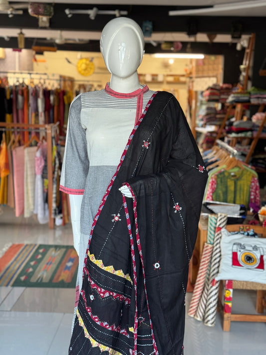 Appliq n hand embroidered mirror work cotton dupatta - click to see multiple designs