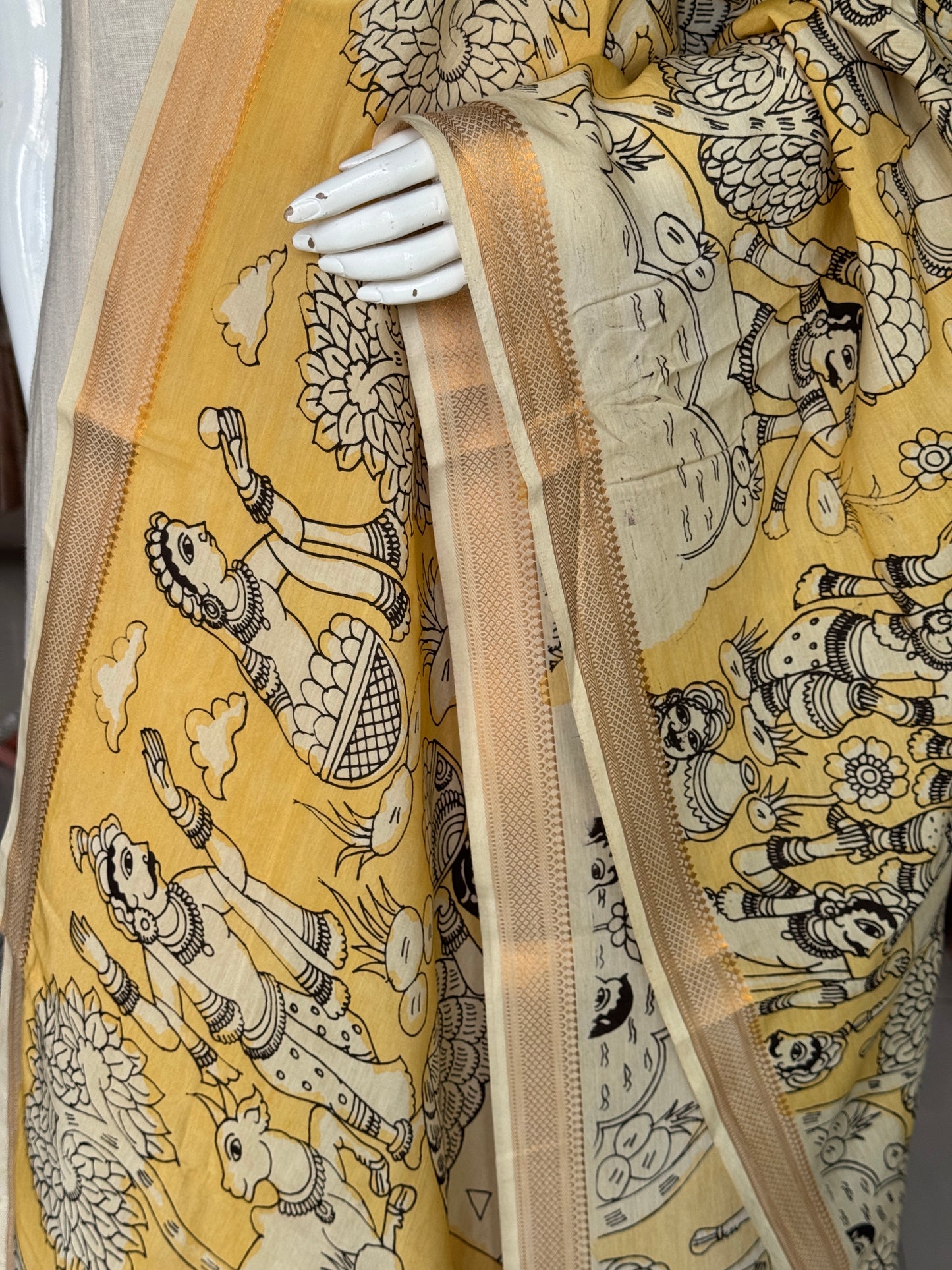 Bangalore Silk hand painted floral pen Kalamkari dupatta
