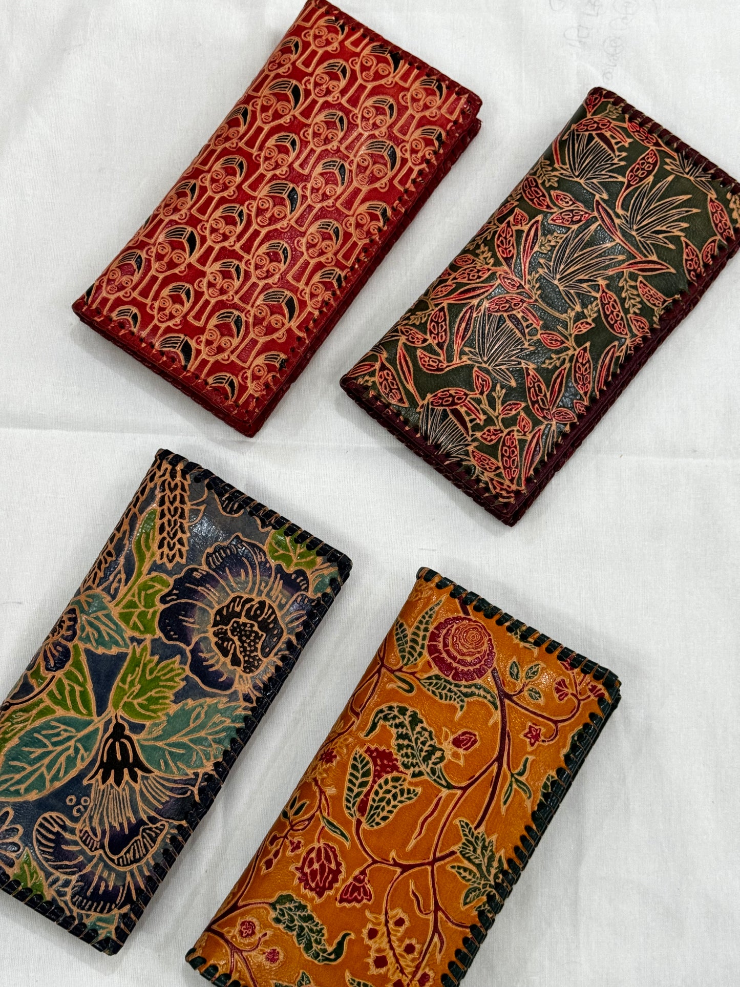 Leather hand crafted ladies wallet