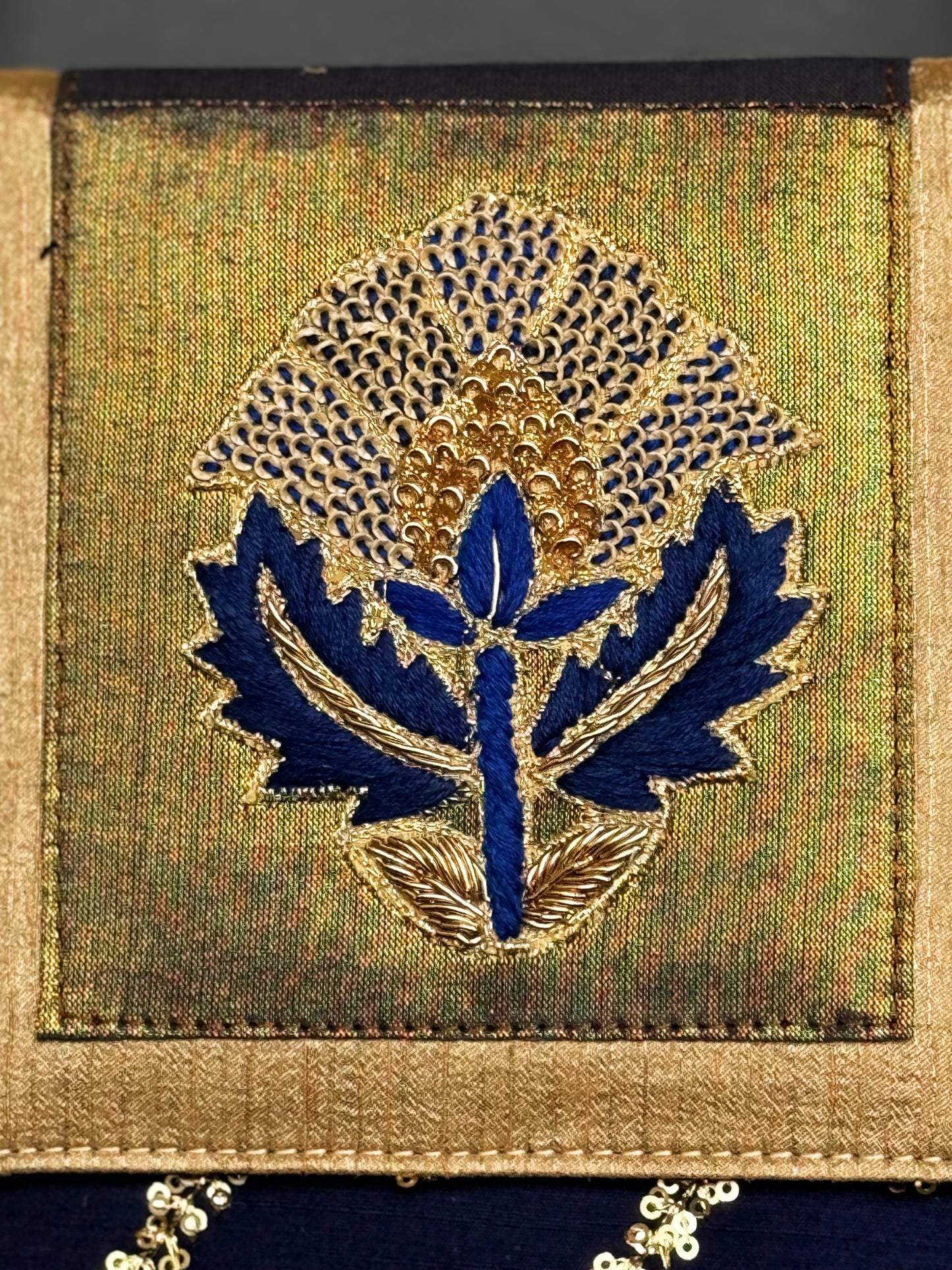 Silk embroidered party bag with chain