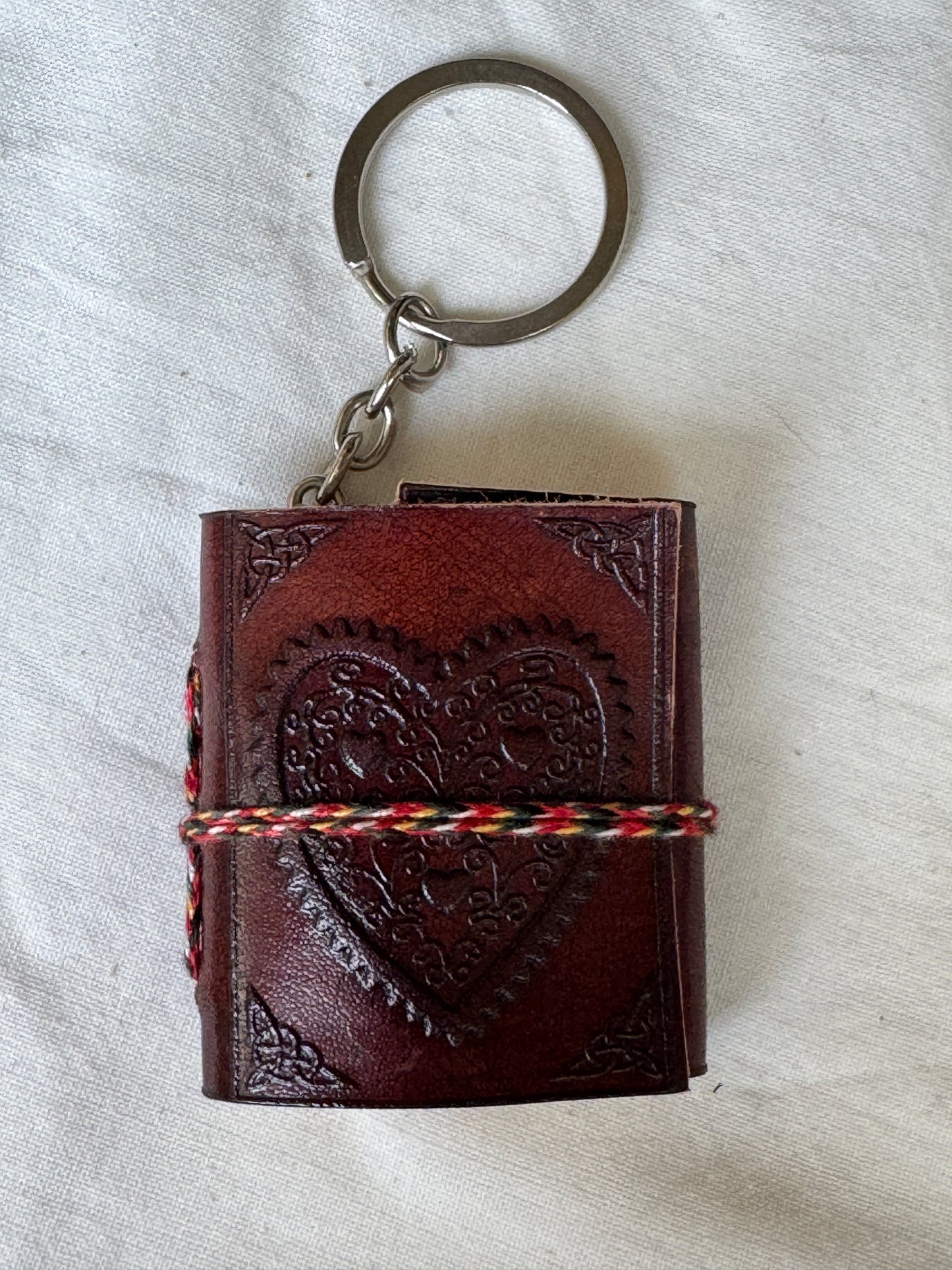 Key ring with Leather embossed handcrafted notebook with thick papers