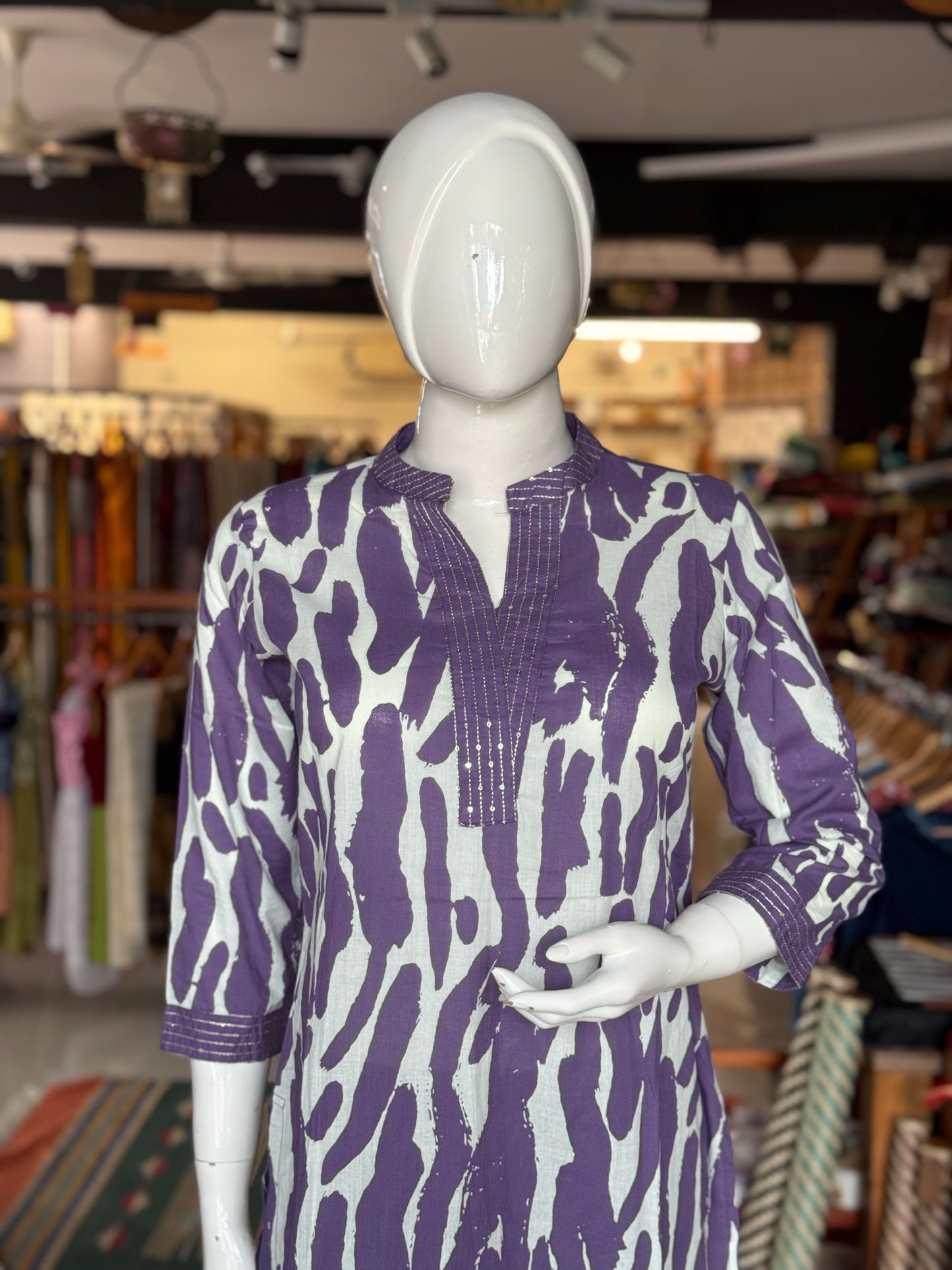 Lavender n white cotton straight cut cotton Kurti and pants - 2 piece set, sequins detailing