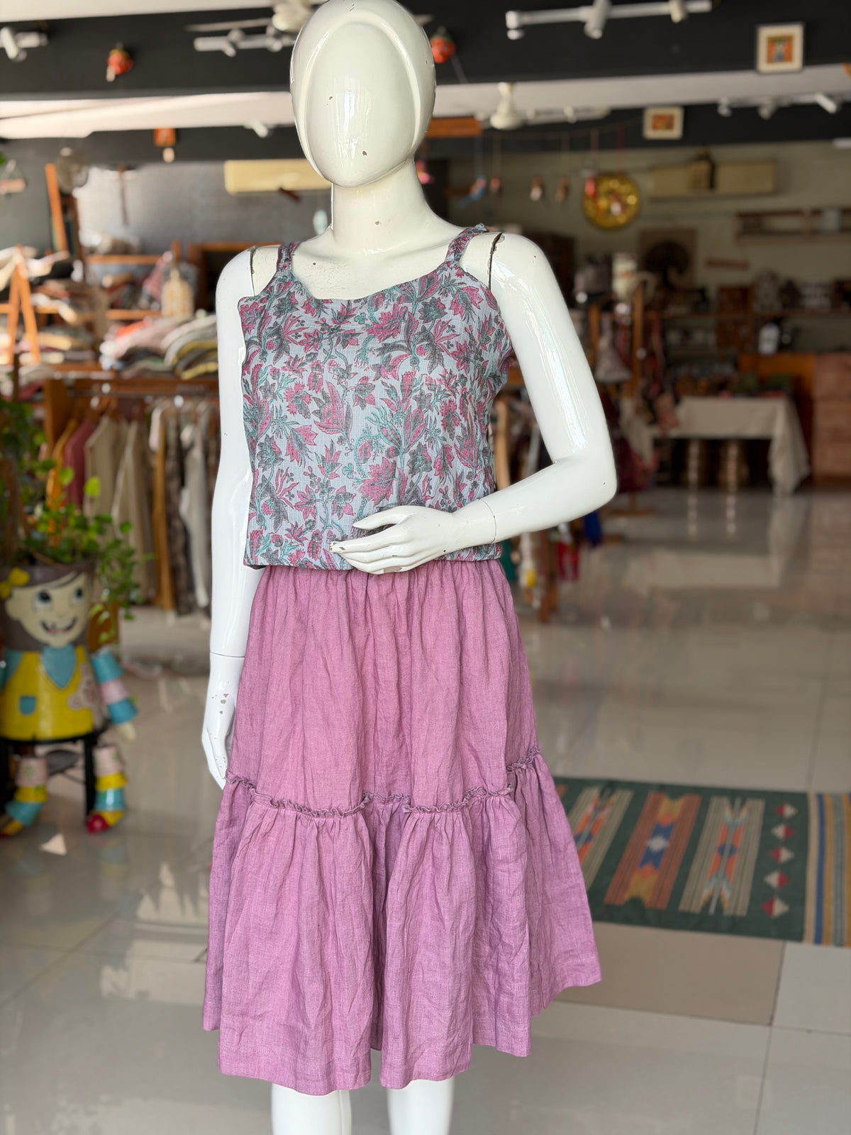 Purplish pink linen tiered skirt