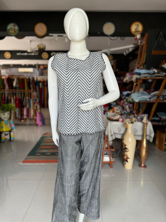 Grey hand woven cotton comfy pants with side patch pockets