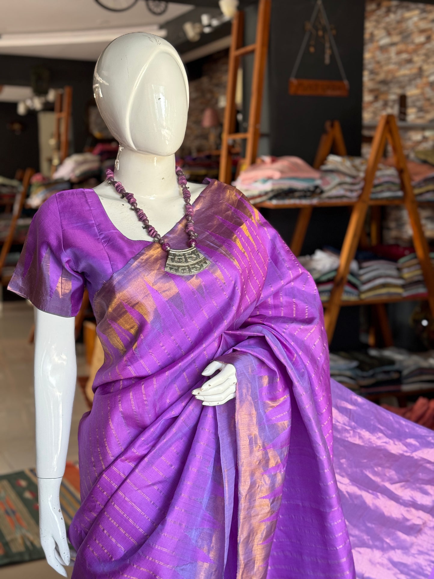 Lavender pure silk handwoven Gadwal blouse with zari kuttu temple border for sleeves - back open