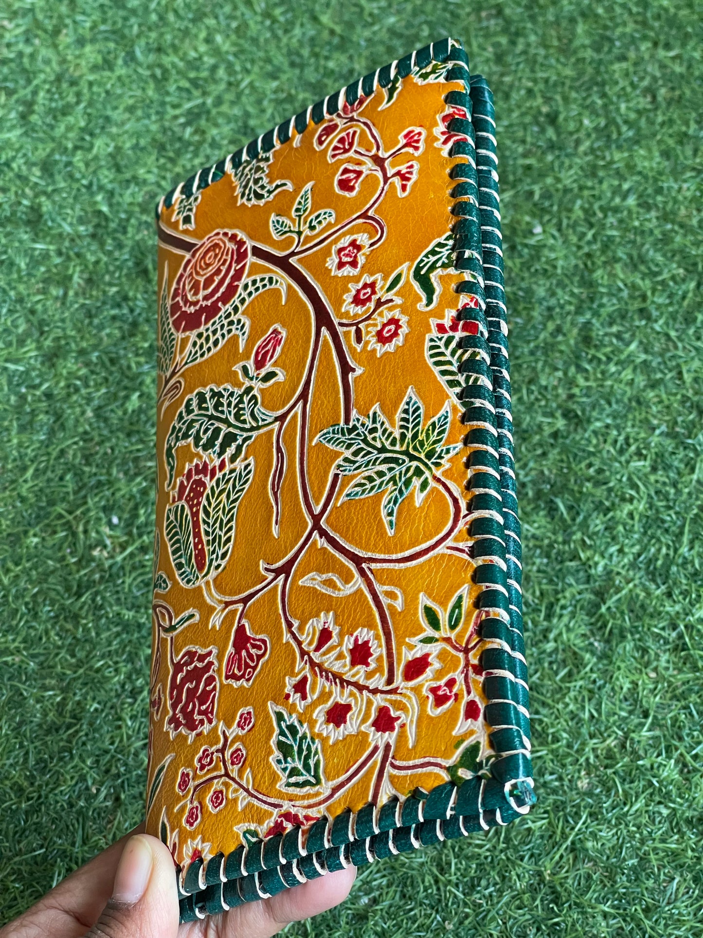 Leather hand crafted ladies wallet