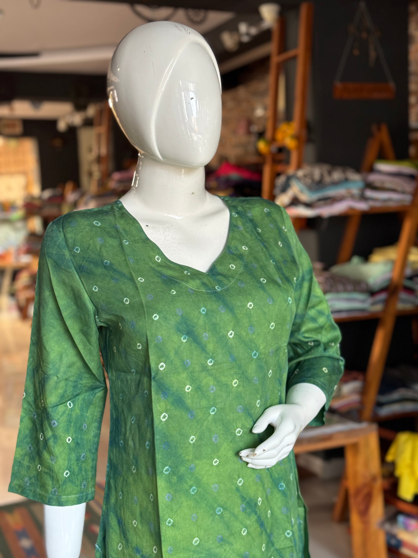 Placement bandini 3/4th sleeves tie n dye cotton tunic top / short kurti - multiple colors n designs available