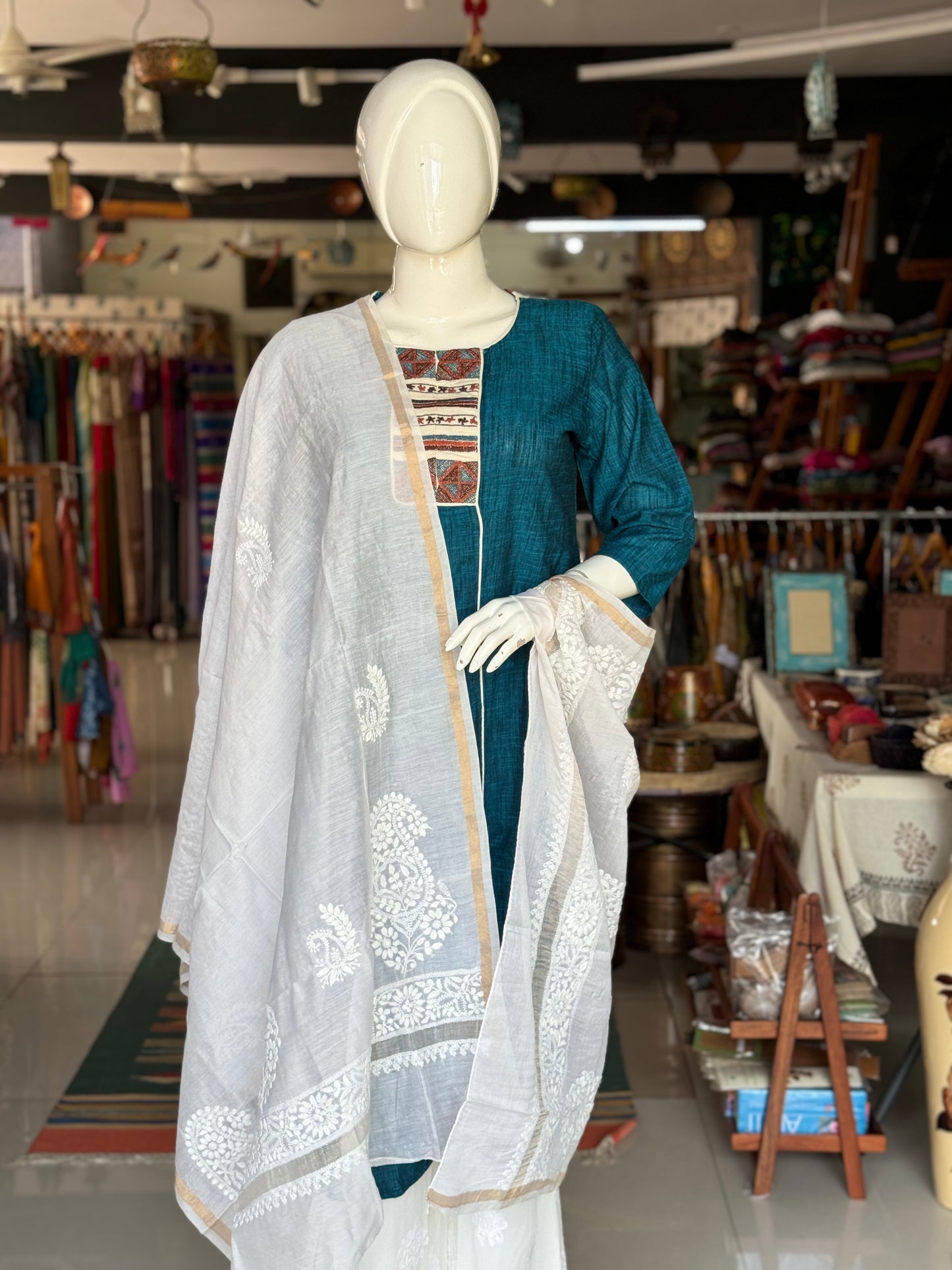 Chikankari hand embroidered Chanderi dupatta