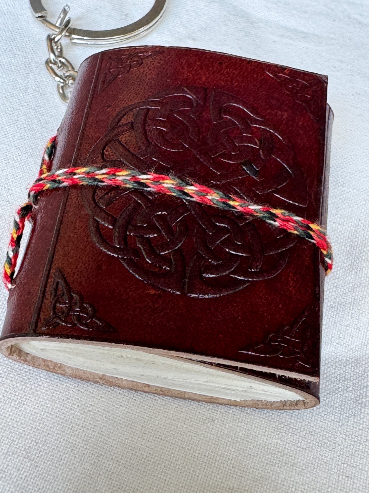 Key ring with Leather embossed handcrafted notebook with thick papers