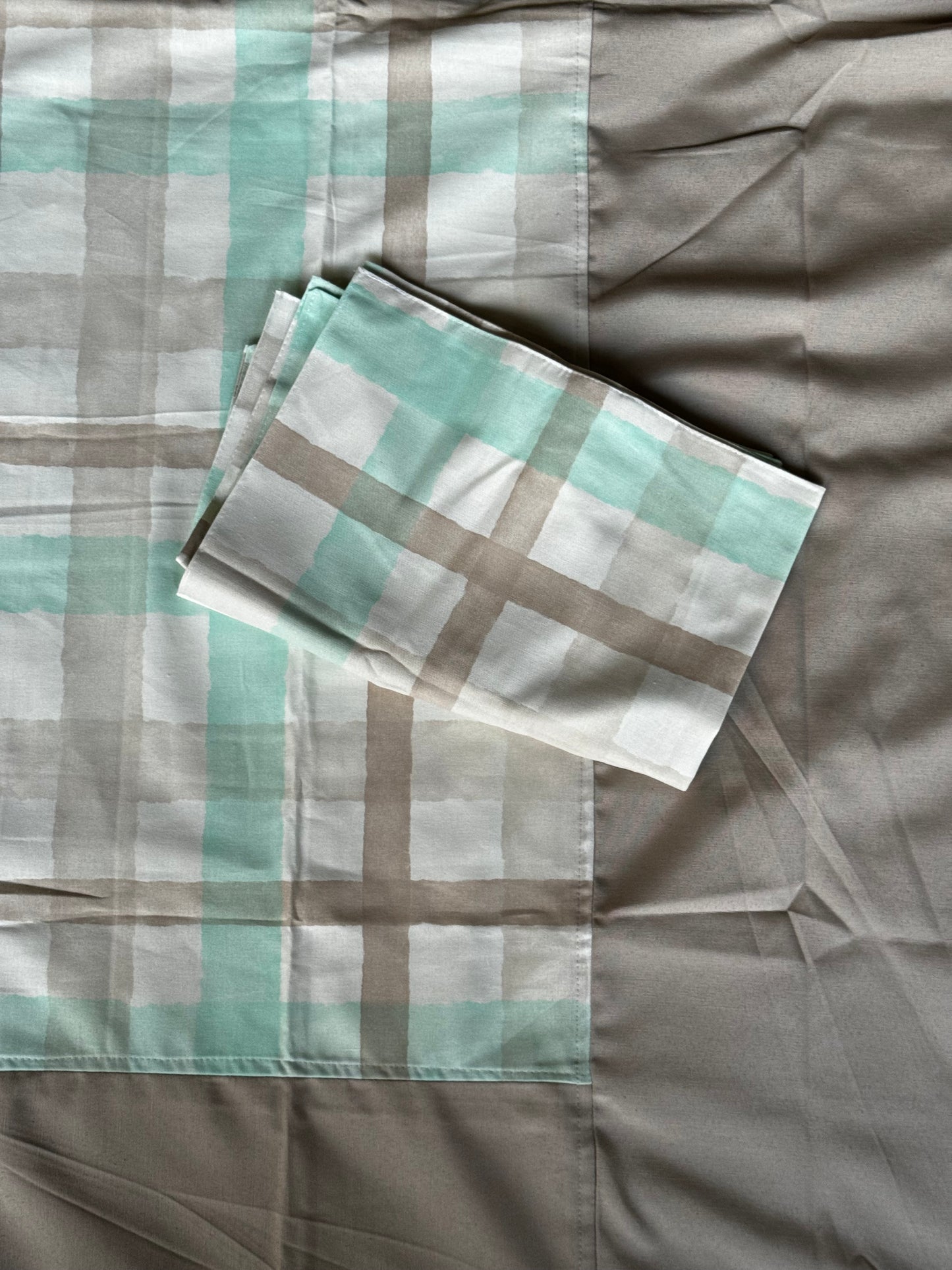Checkmate - White green brown cotton bedsheet with brown attached border - 98 x 108 inches