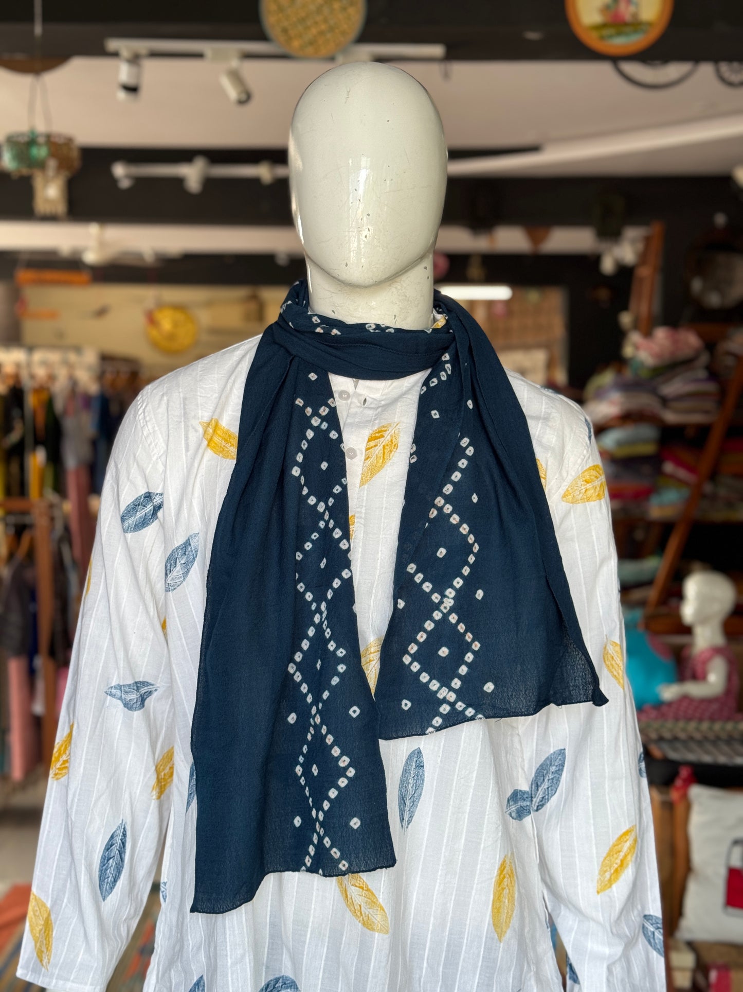 Turquoise Bhujodi hand spun, hand woven, hand crafted colorful bandini woollen muffler