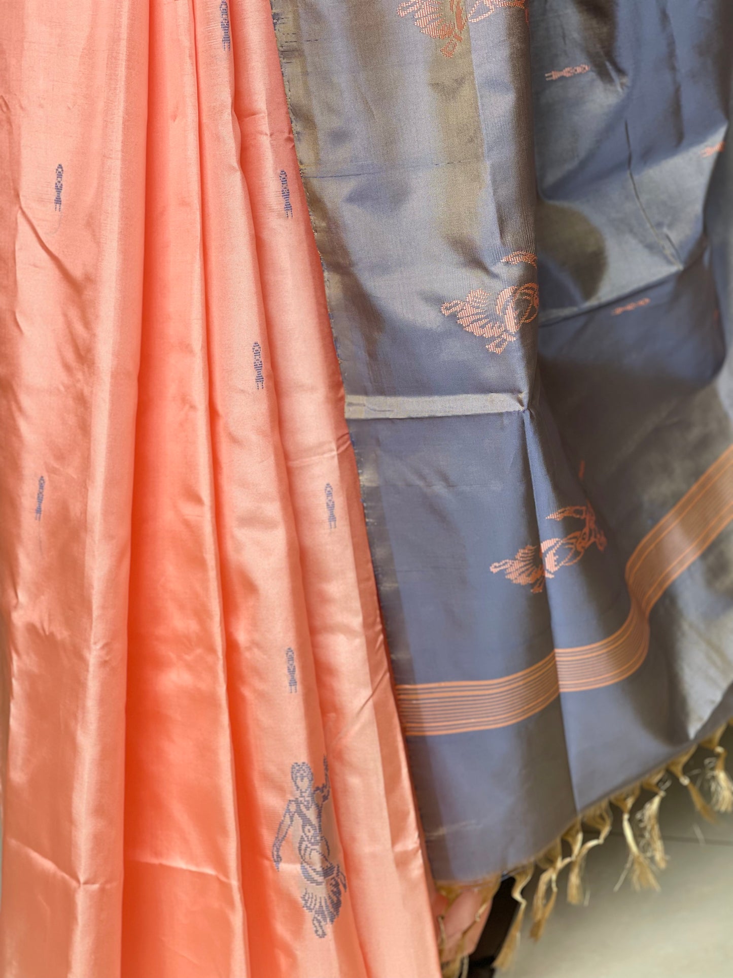 Peach classical dancer motif banana silk handloom saree