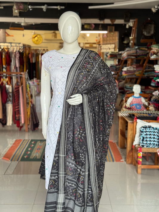 Black cotton handwoven ikat patola dupatta