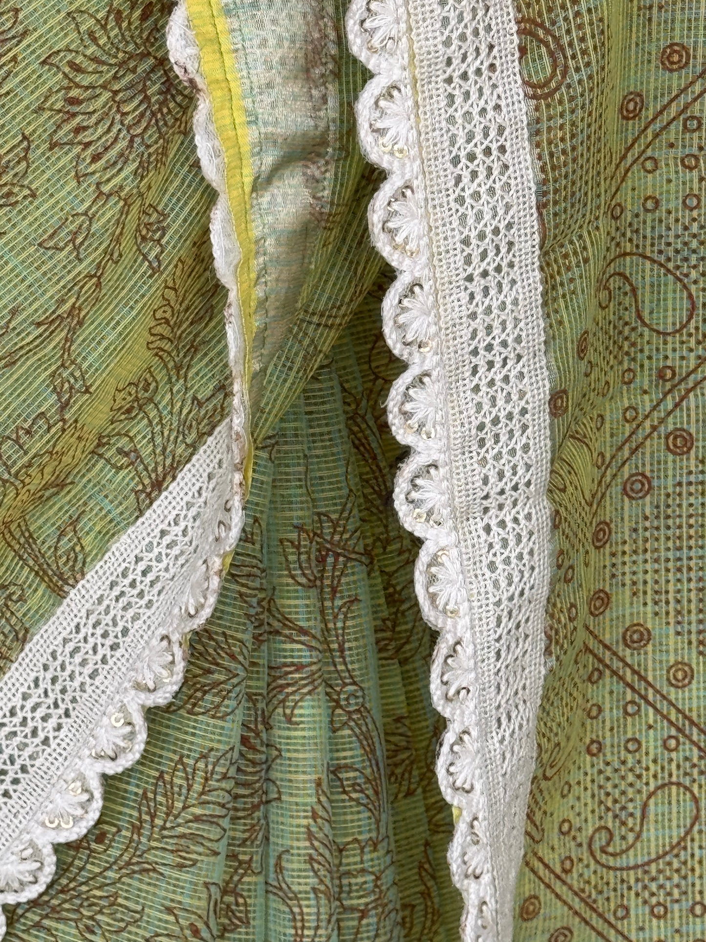 Fine floral print kota saree with scallop lace border
