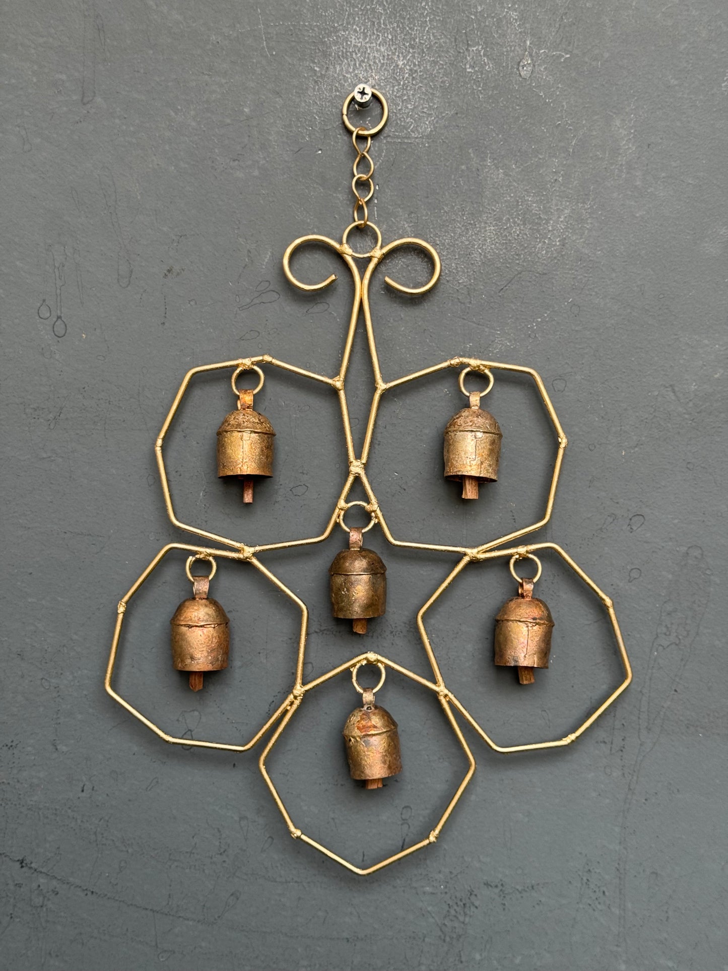 Star center bee shaped - copper handcrafted 6 bells hanging