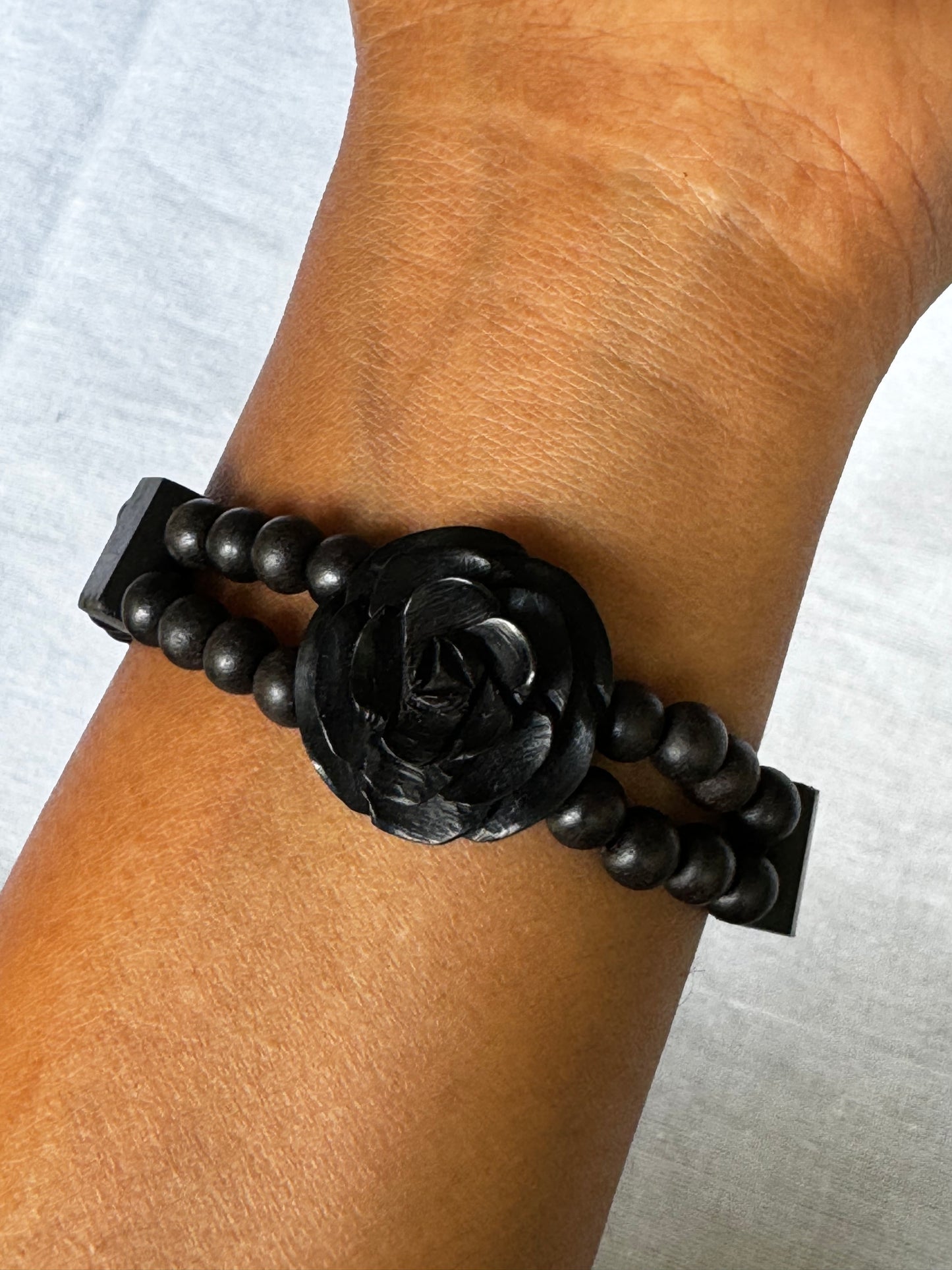 Black ebony wood 2 layers beads bracelet with carved flower center - free size, with elastic