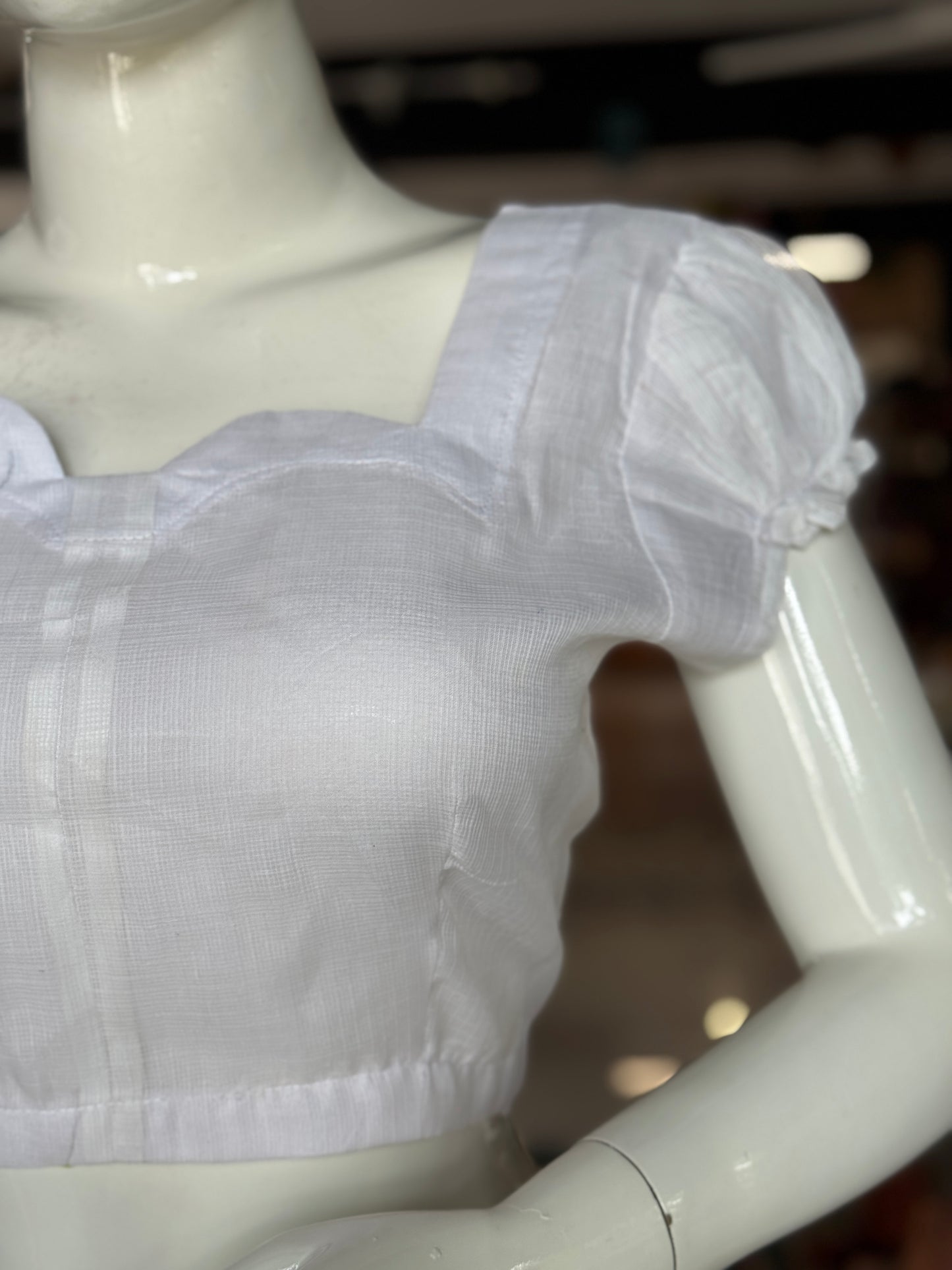 White kota cotton back open blouse with puff sleeves