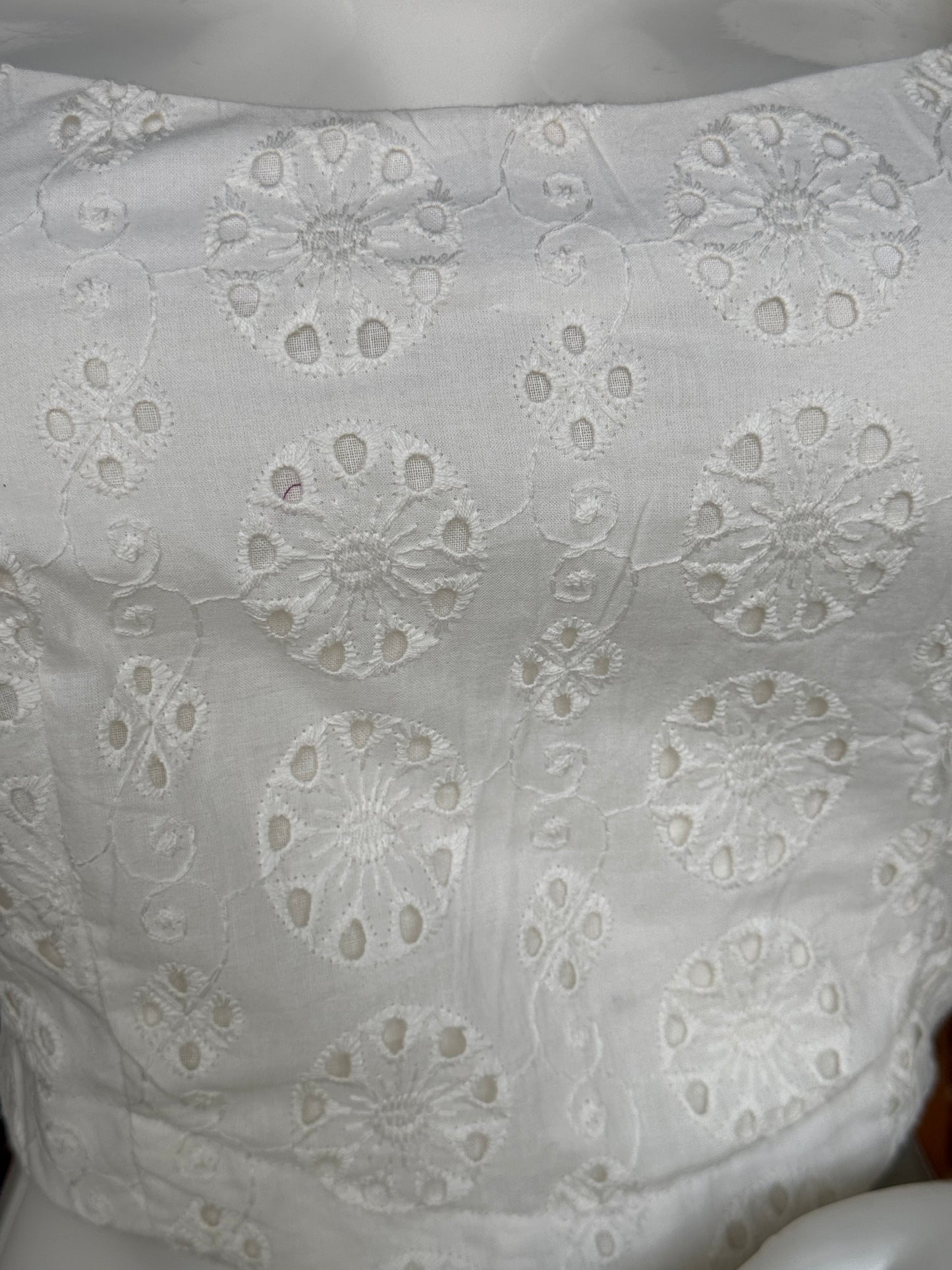 White hakoba cotton blouse with wide neck and puff sleeves