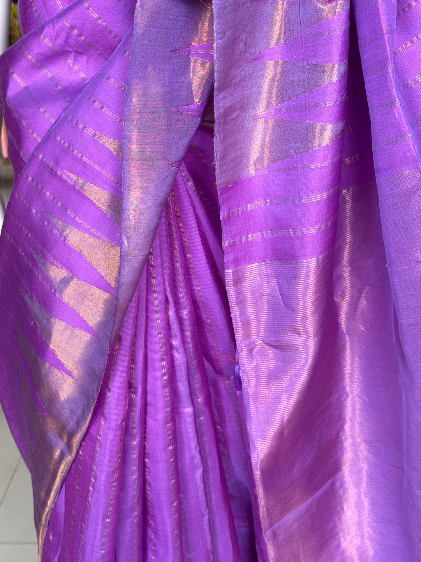 Lavender pure silk handwoven Gadwal saree with zari kuttu temple border
